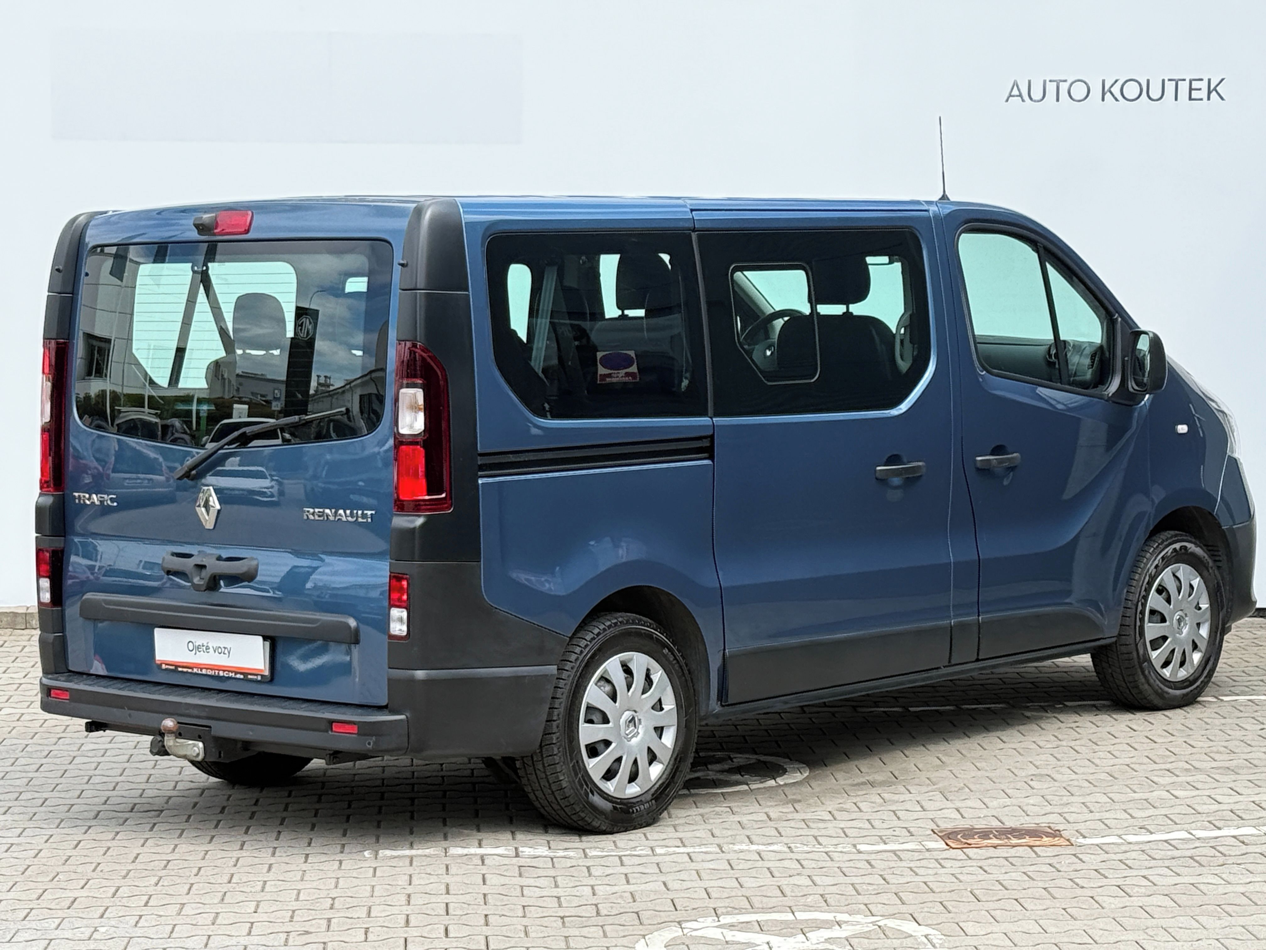 Renault Trafic, 2.0DCi 107kW 8Míst - fotka 2