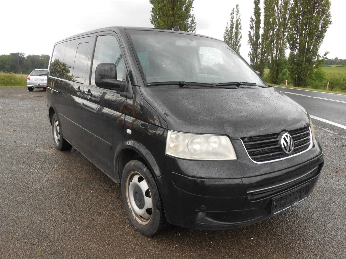 Volkswagen Multivan, 2,5 96 kw 7 Míst Serviska - fotka 5