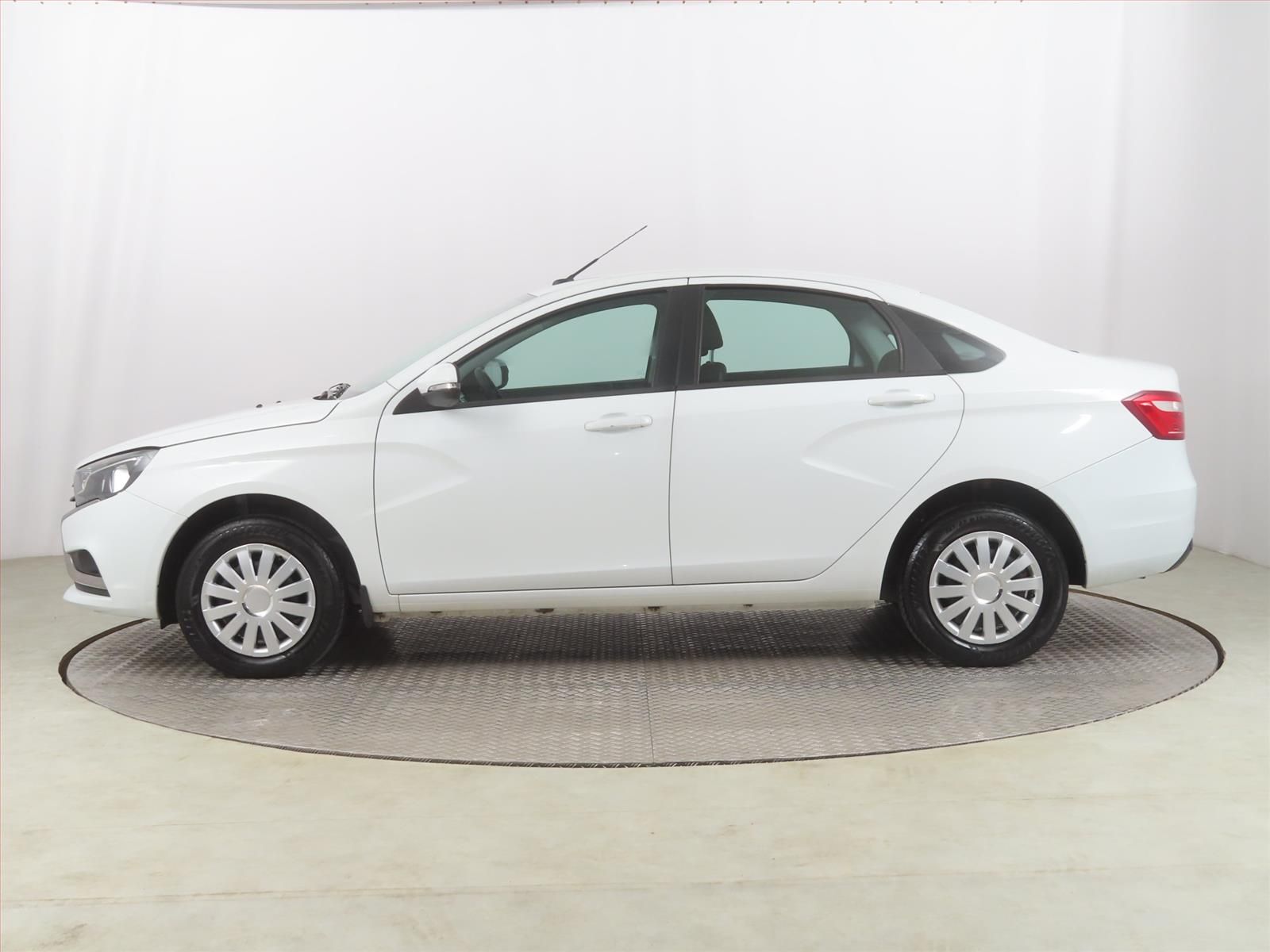 Lada, Vesta ,1.6 Automat, Automat - fotka 3