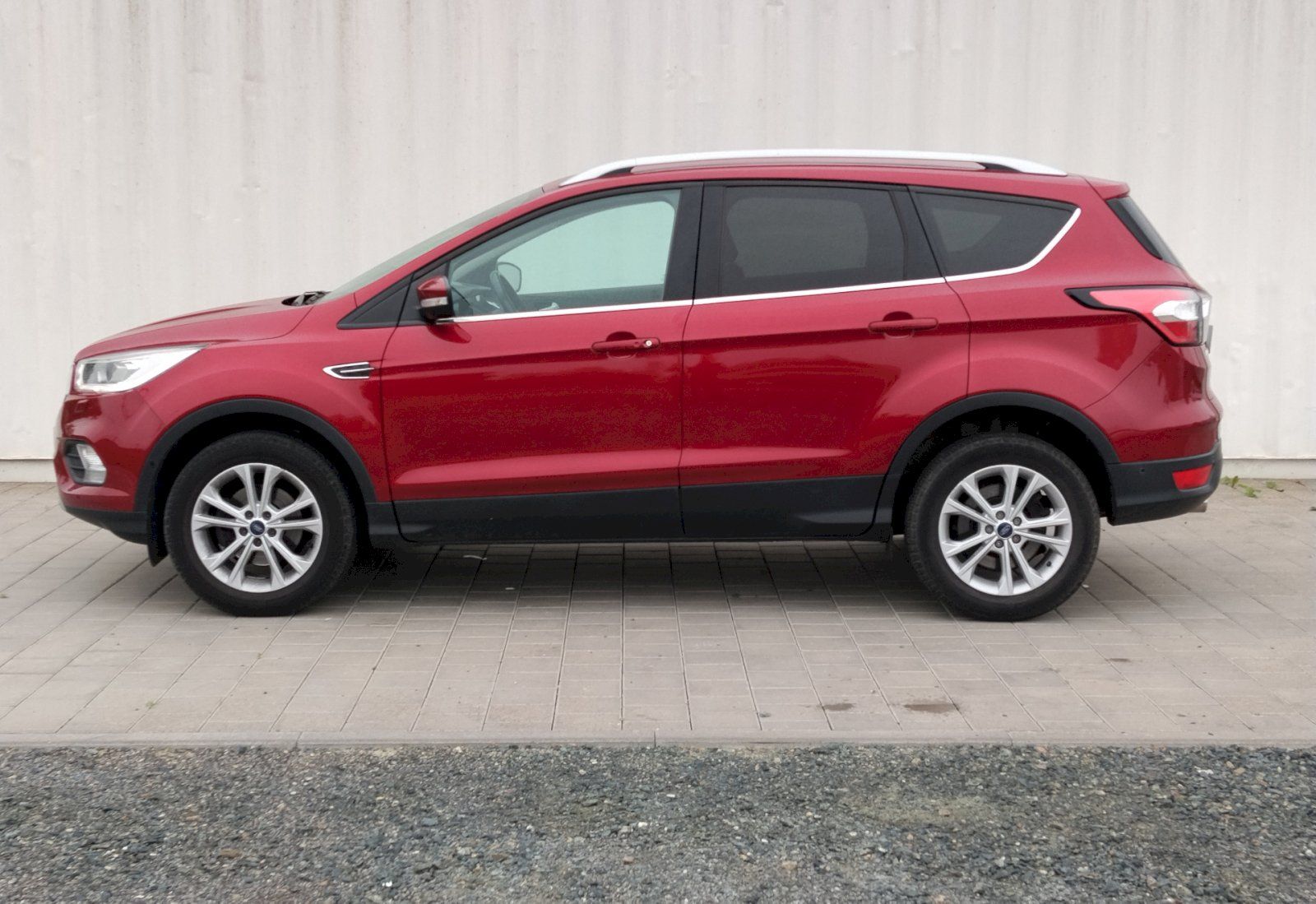 Ford Kuga, 1.5 ECOBOOST 110Kw TITANIUM - fotka 3