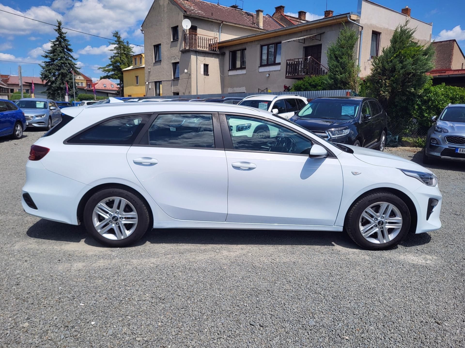 Kia Cee´d, SW 1.5 T-GDI 118kW *ČR - fotka 5