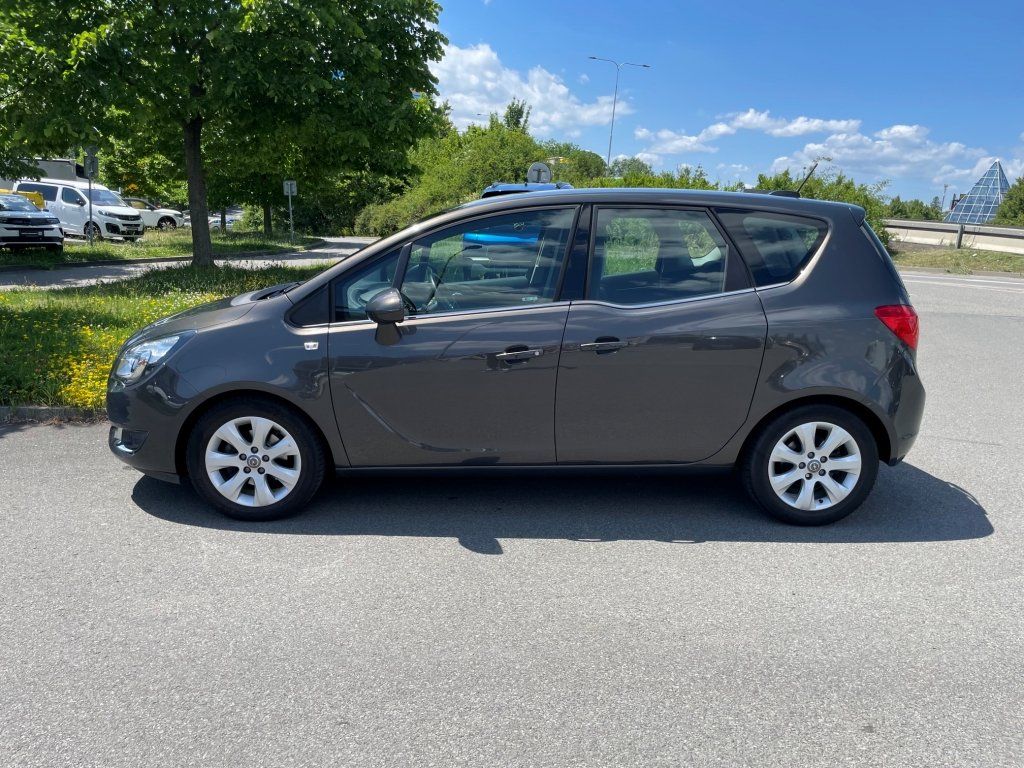 Opel Meriva, Cosmo 1,4i, 74 kW, 1. maj, ČR - fotka 2
