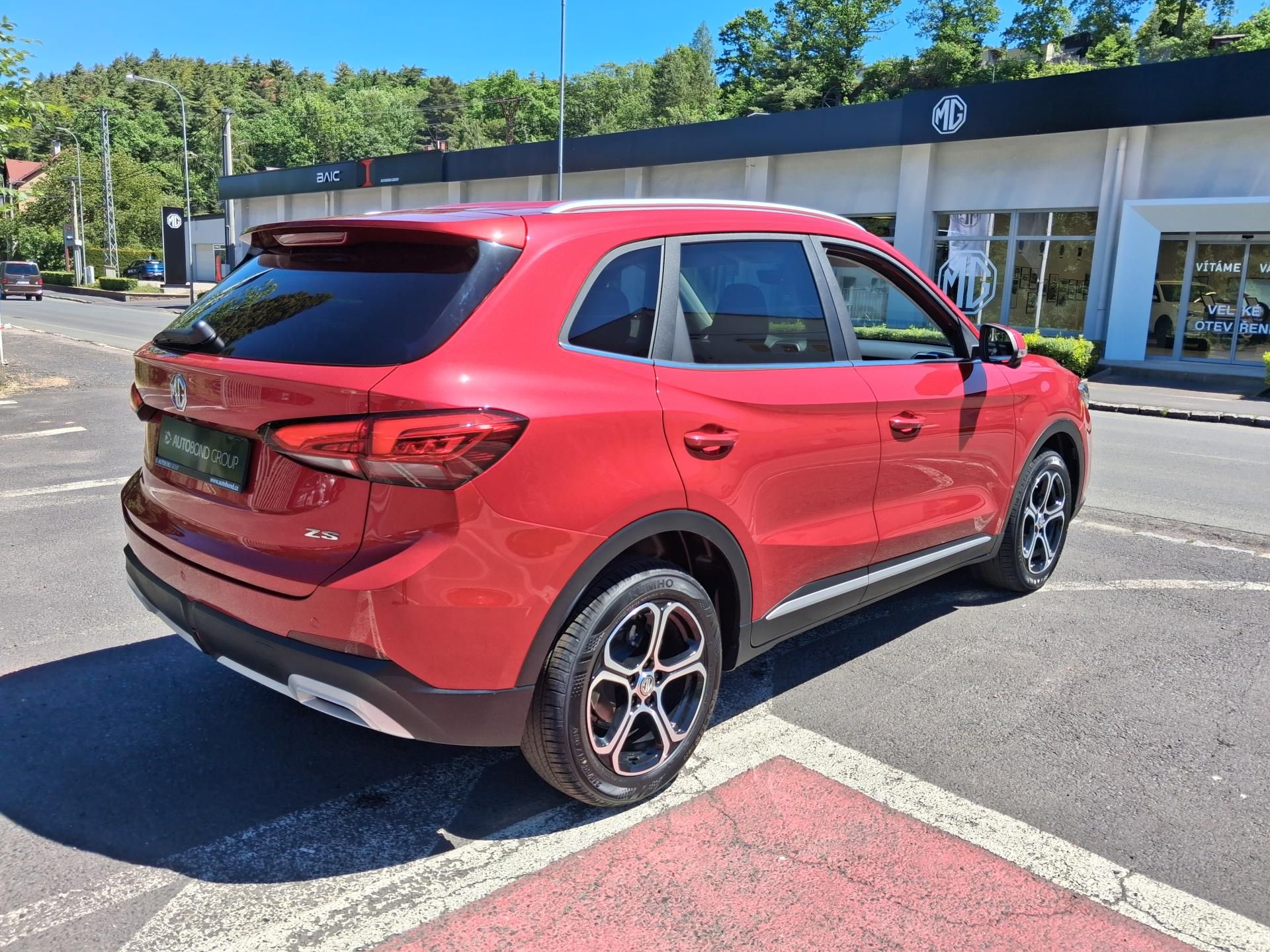 MG ZS, ELEGANCE 1.5 85kW 4×2 5MT - fotka 5