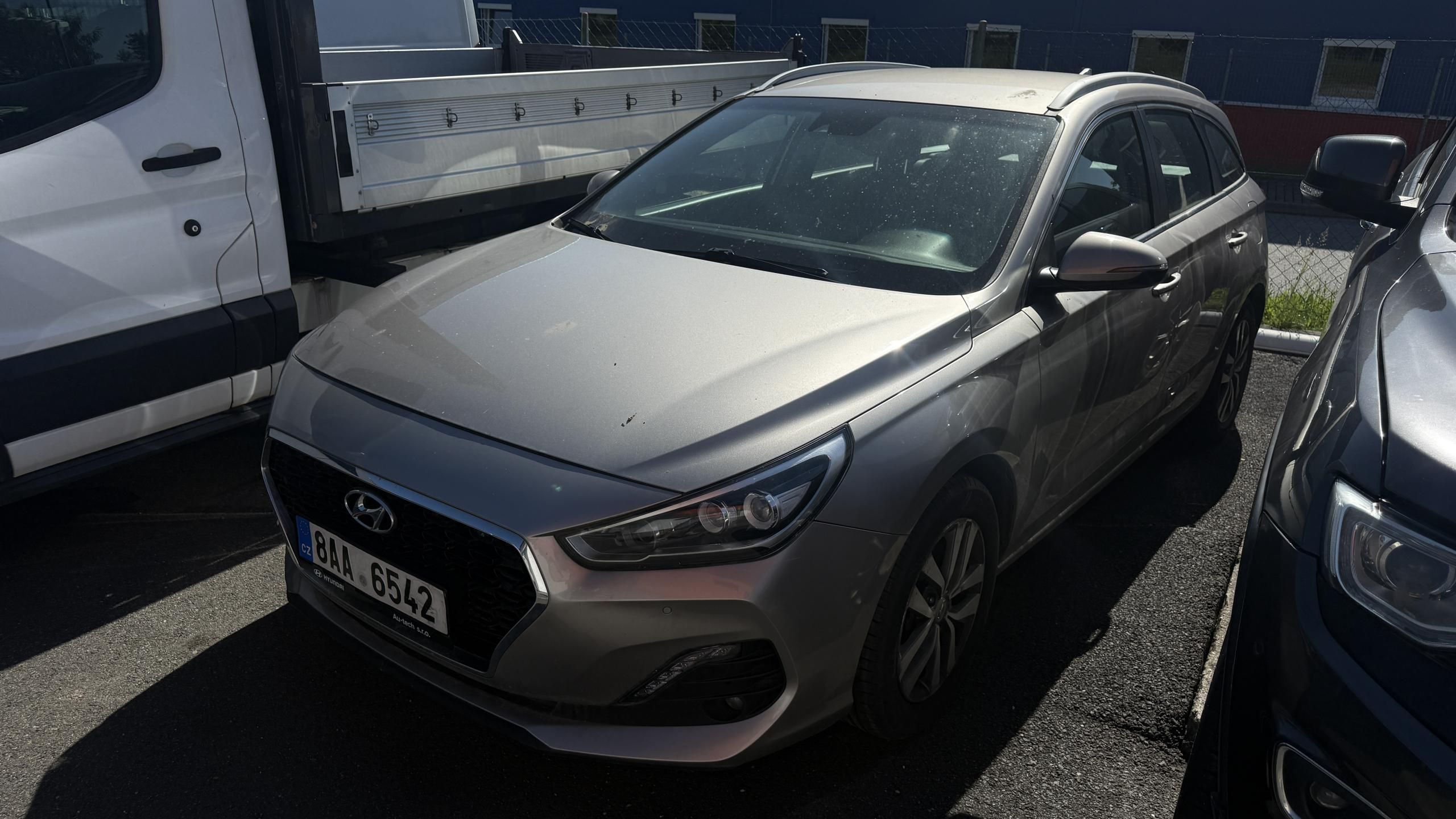Hyundai i30, 1.6 CRDI 85KW AUT. MOTOR K.O
