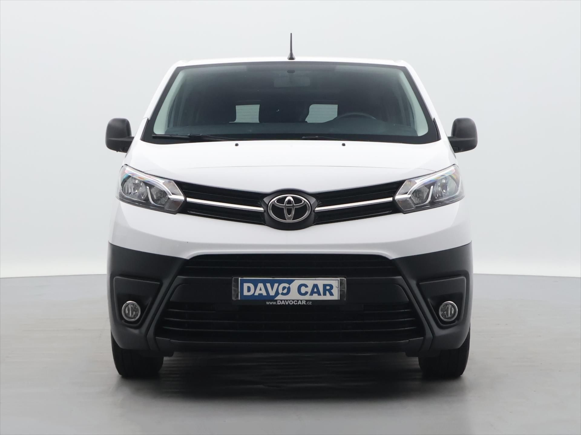 Toyota Proace, 2,0 D-4D 106kW Shuttle CZ DPH - fotka 2