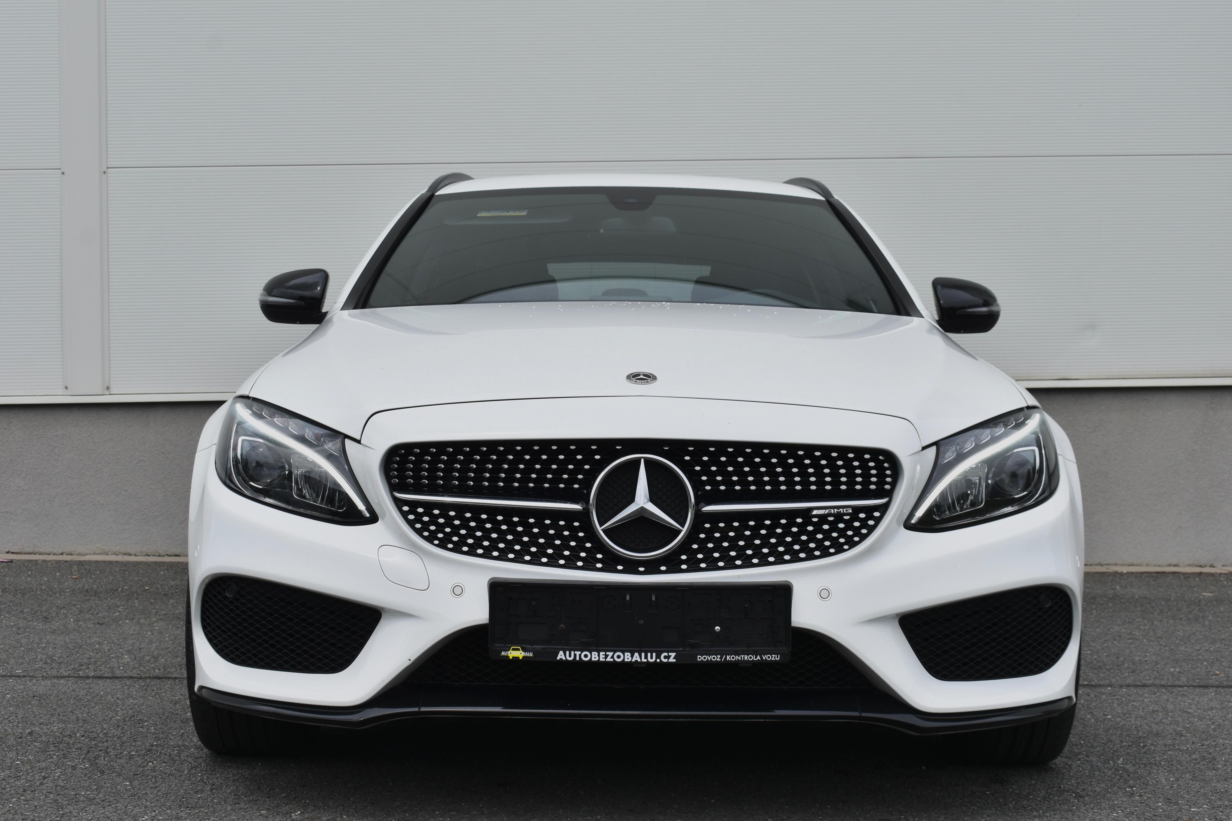 Mercedes-Benz Třídy C, 43 AMG/270KW/9G-TRONIC - fotka 2
