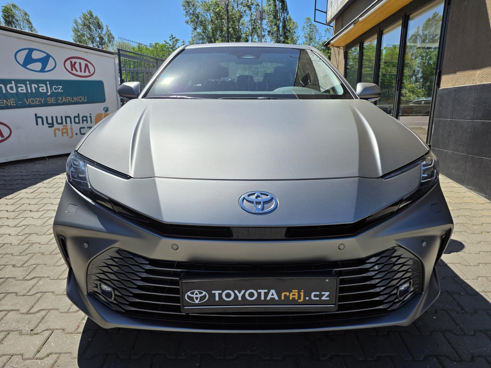 Toyota Camry, 2.5-HEV-ZÁRUKA-1.MAJ-FOLIE