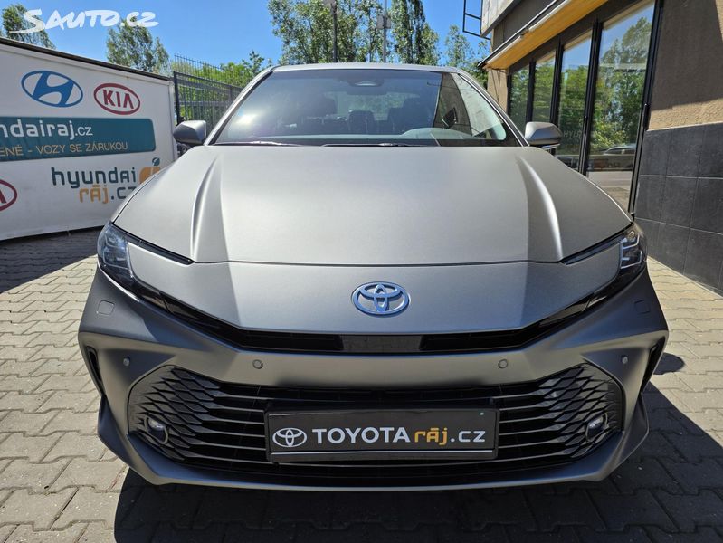 Toyota Camry, 2.5-HEV-ZÁRUKA-1.MAJ-FOLIE