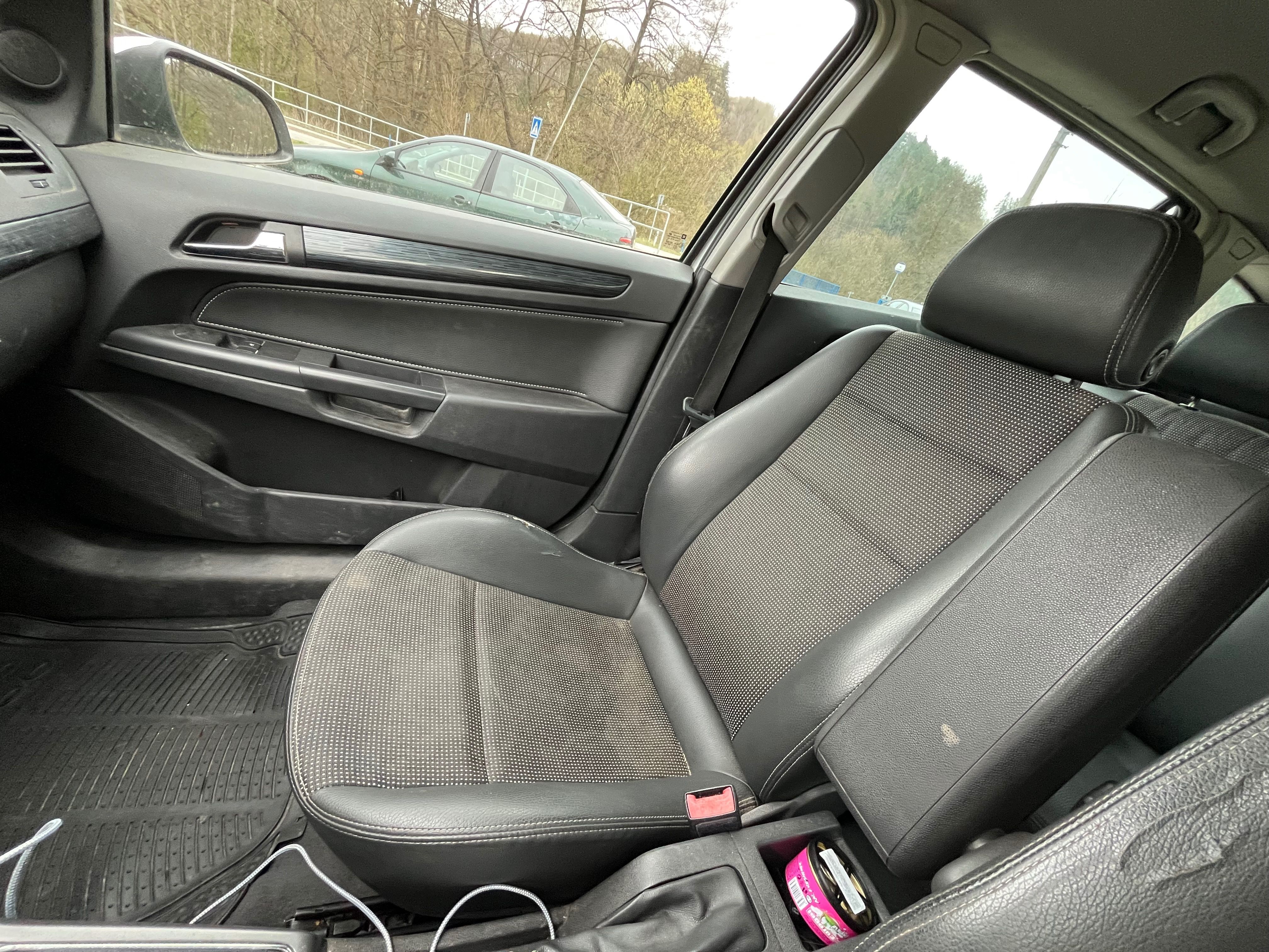 Opel Astra, Opel Astra H 1.9 CDTI Sport - fotka 4