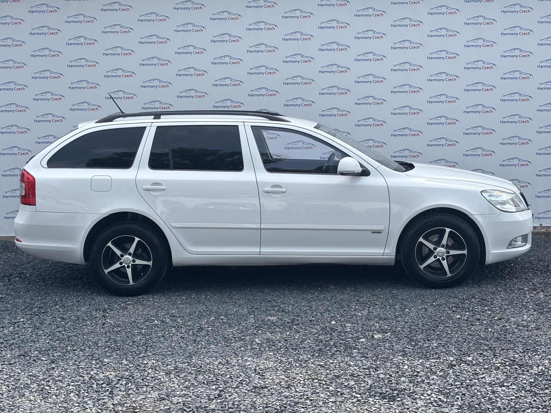 Škoda Octavia, 1.6 TDI, 77kW, ČR - fotka 4