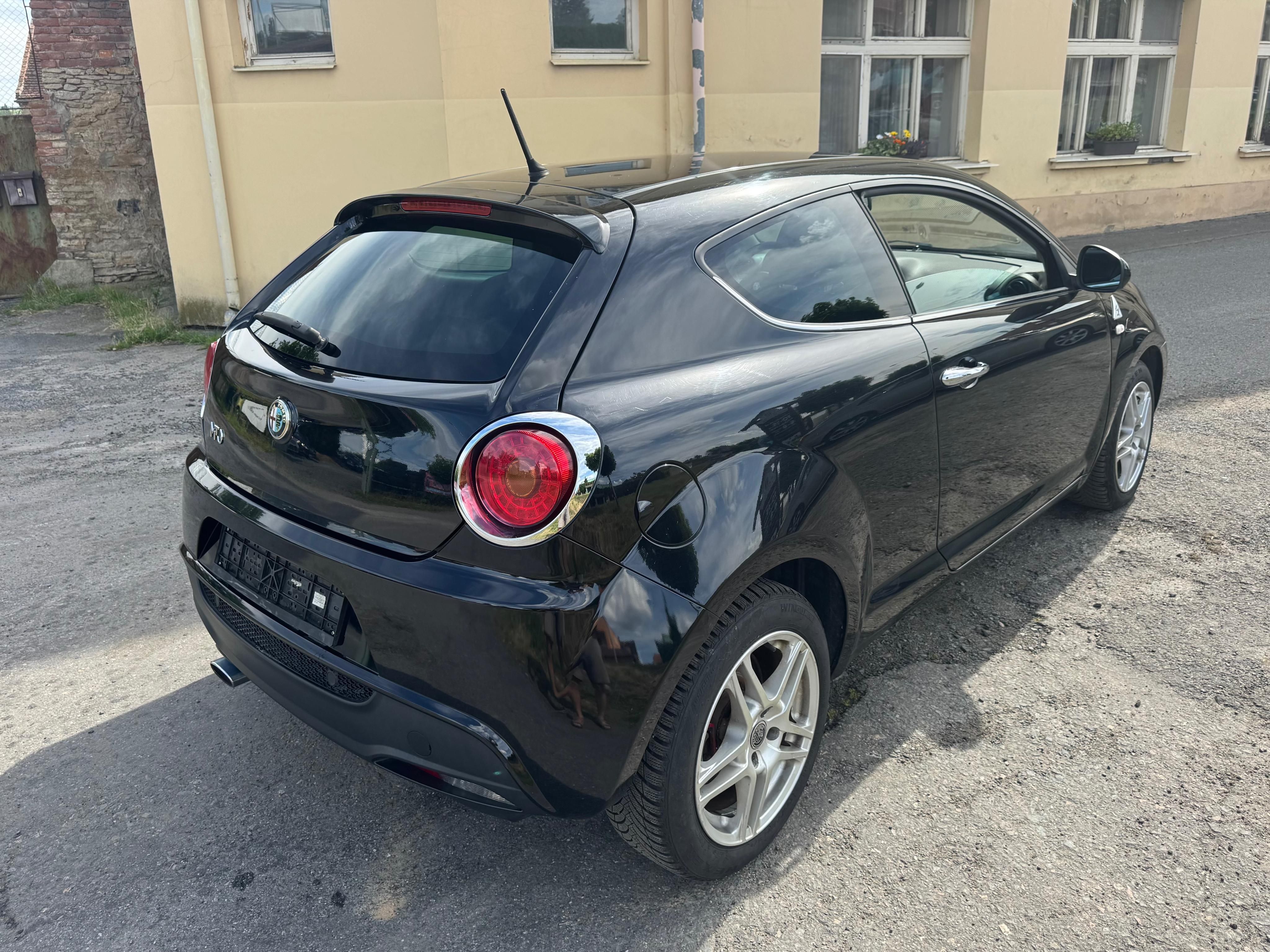 Alfa Romeo MiTo, 1.4i 70kW Klima. - fotka 3