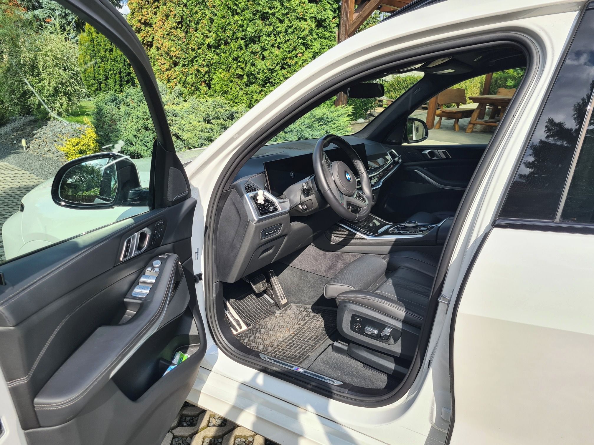 BMW X7, xDrive 40i, Masáže, HUD, R22 - fotka 6