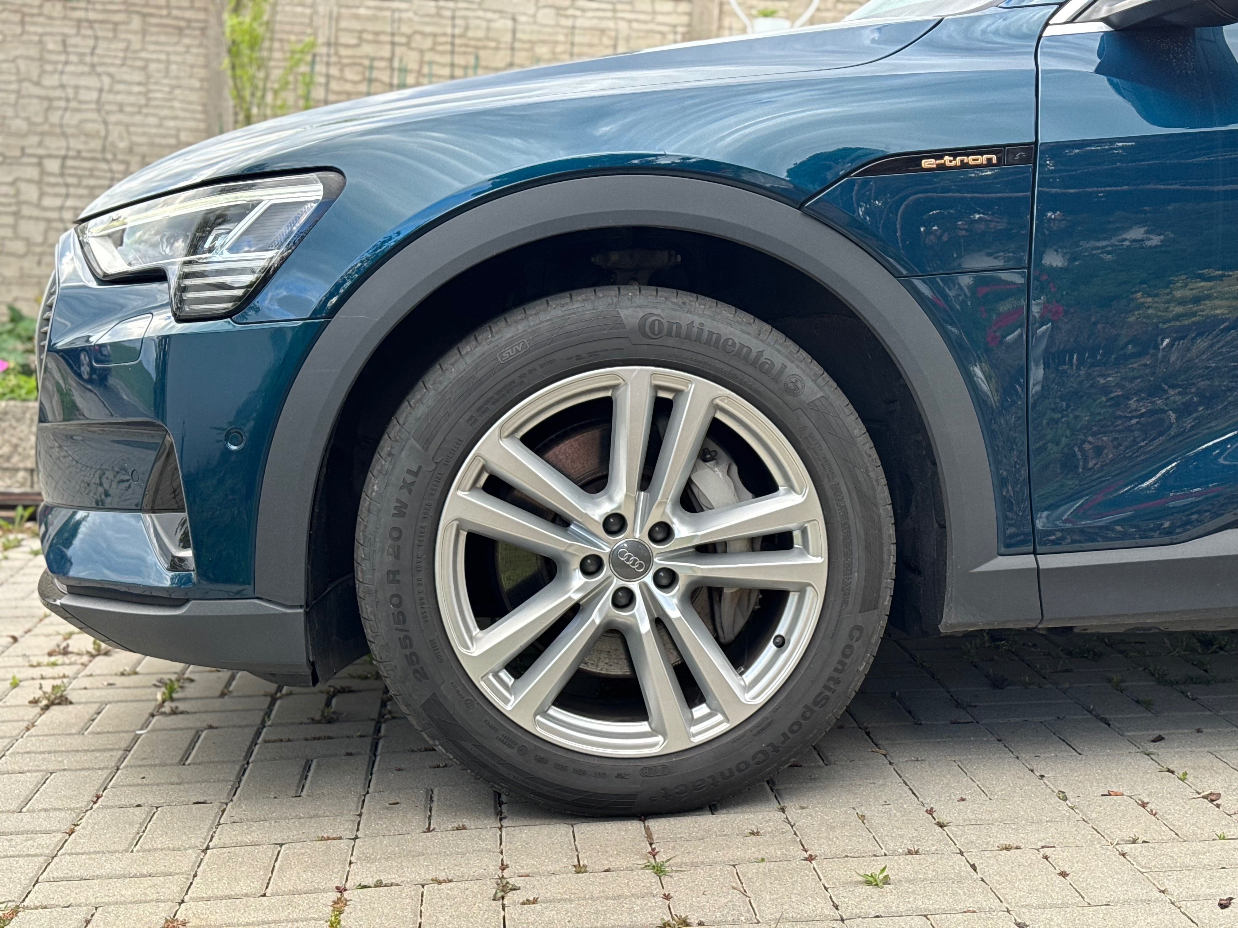 Audi e-tron, 55 Sportback quattro, tažné! - fotka 6