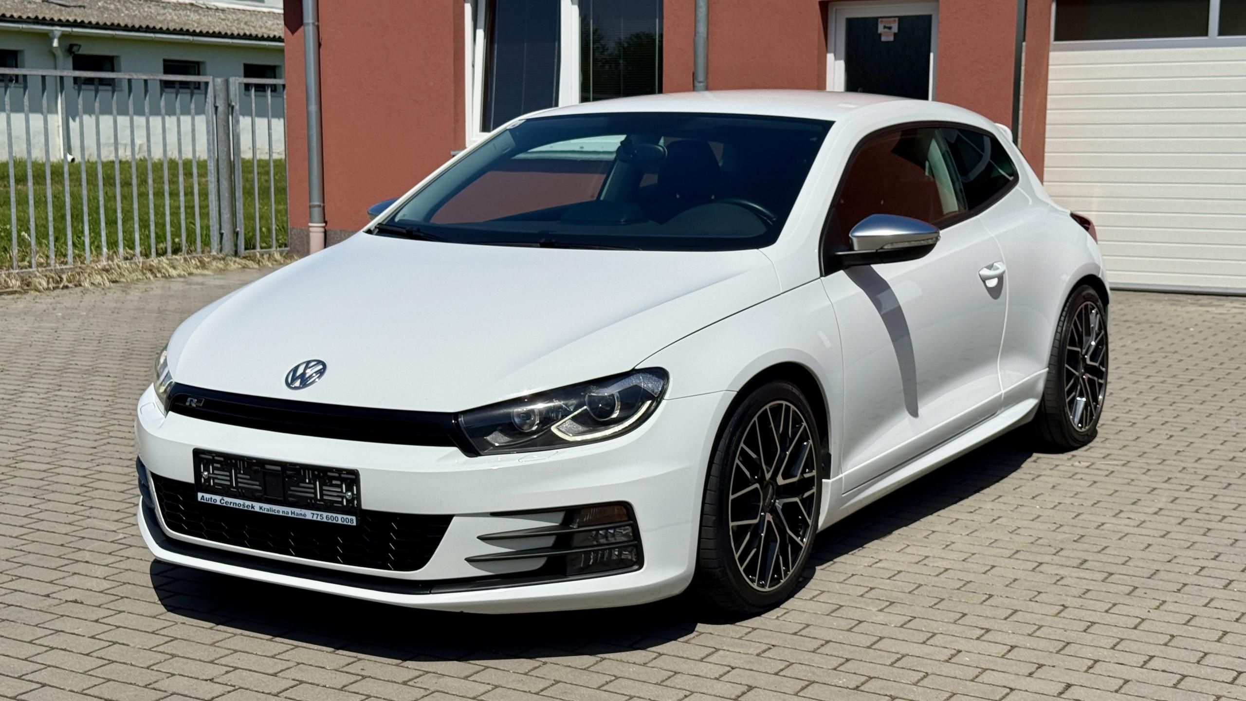 Volkswagen Scirocco, 2.0TDi*110kW*DSG*R-LINE*LED*