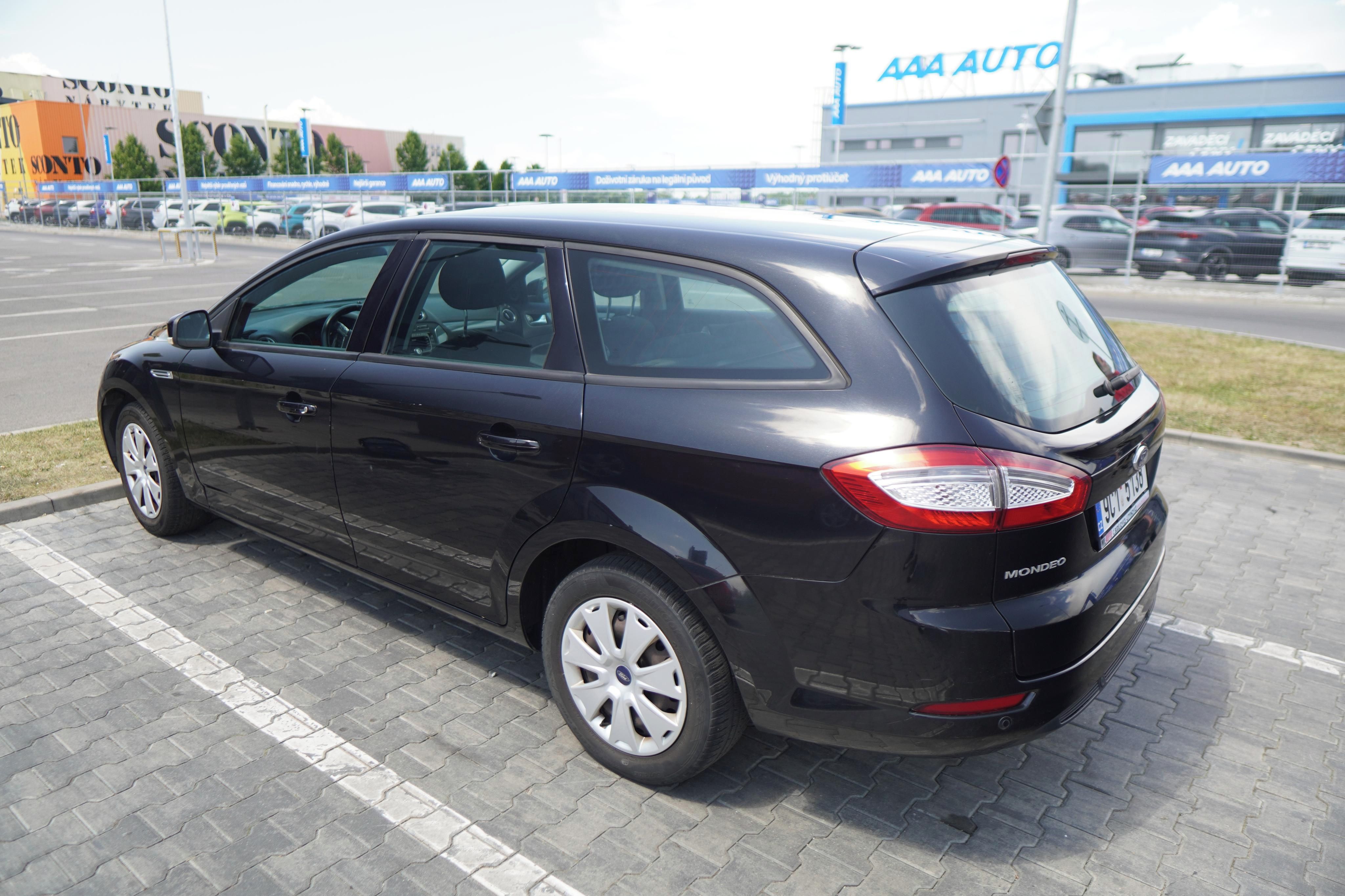 Ford Mondeo, Ford Mondeo Kombi 2.0 - fotka 5