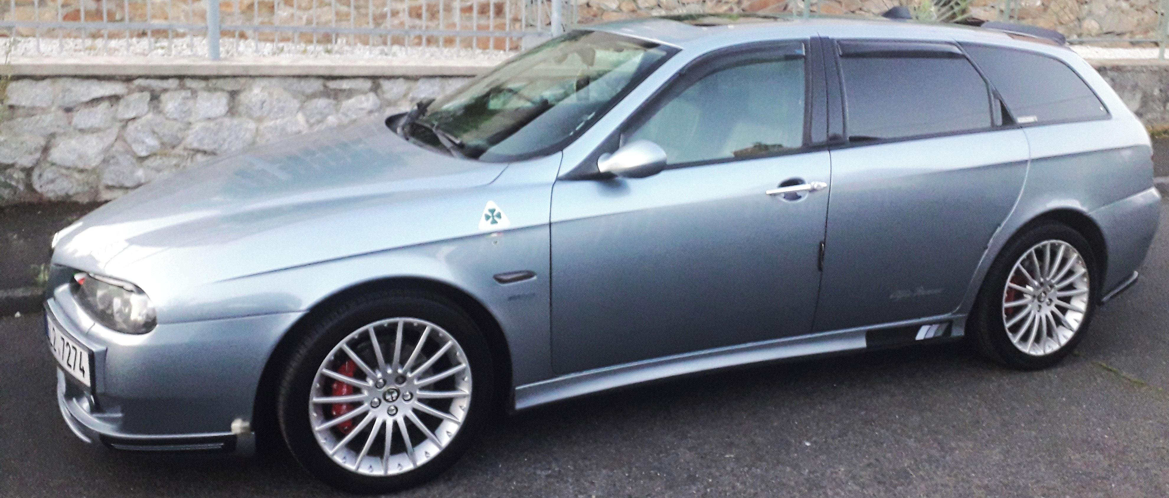 Alfa Romeo 156, 2.0 JTS sportwagon GTA Berlina - fotka 4