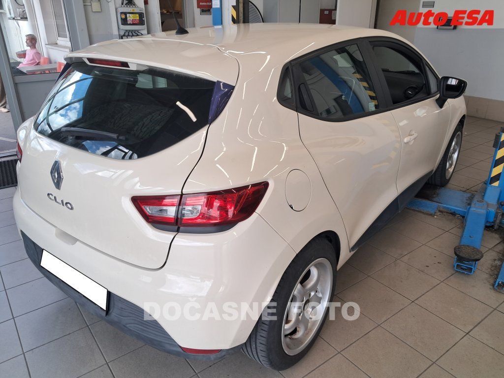 Renault Clio, 1.2i - fotka 2