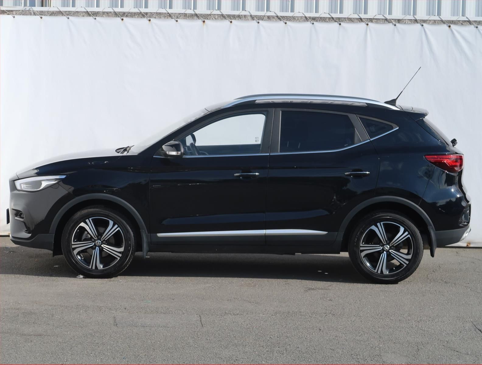 MG ZS, 1.5, ČR,1.maj, Serv.kniha - fotka 3