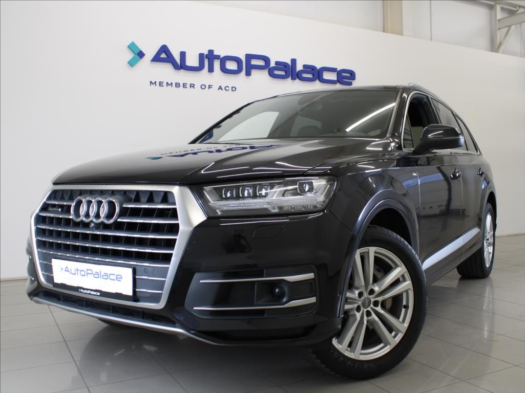 Audi Q7, 3,0 TDi 200kW S-line 7-míst ČR