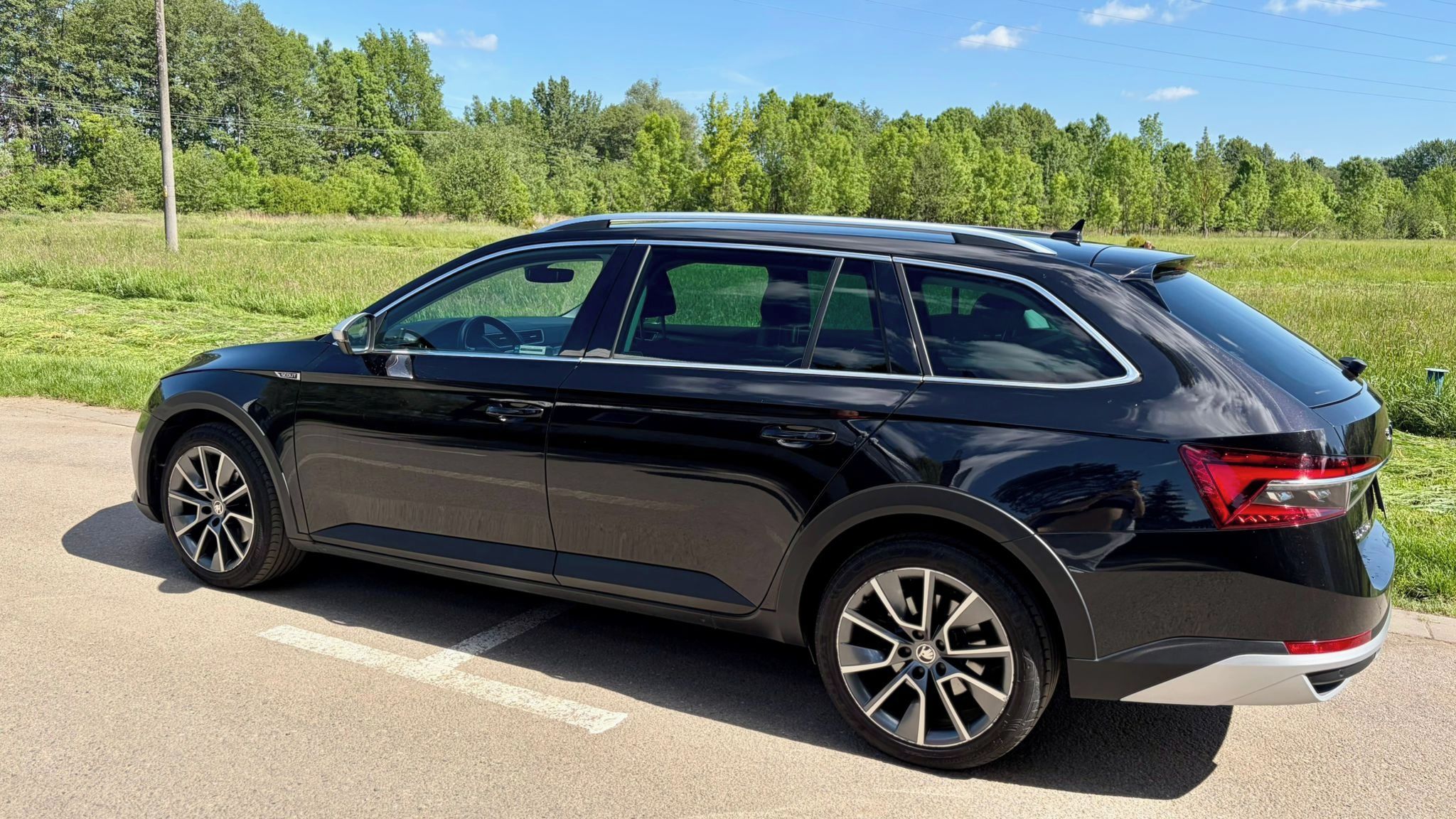 Škoda Superb, Škoda Superb Scout 2.0Tdi140KW - fotka 2