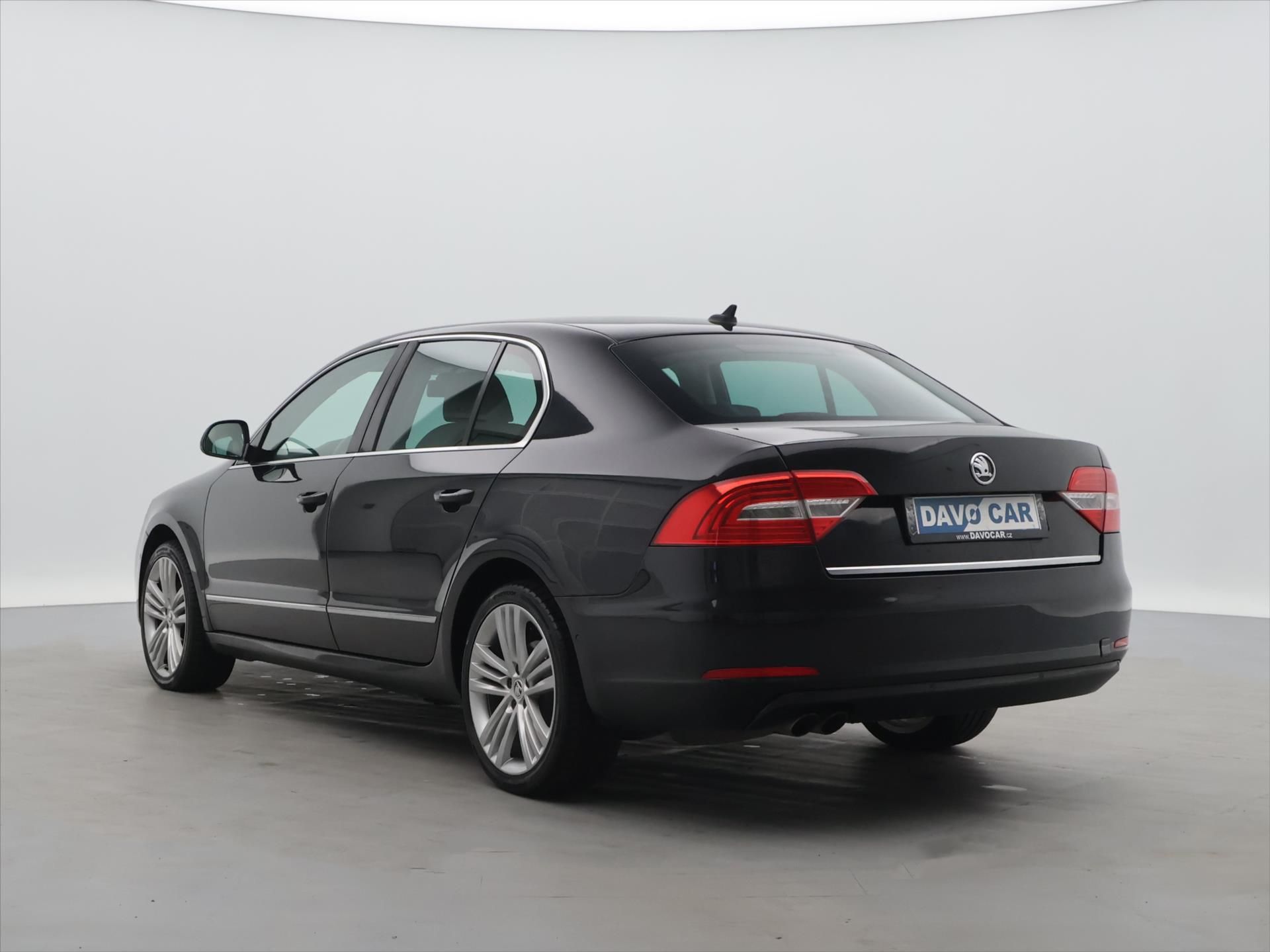 Škoda Superb, 2.0 TDI 125kW Elegance CZ - fotka 5