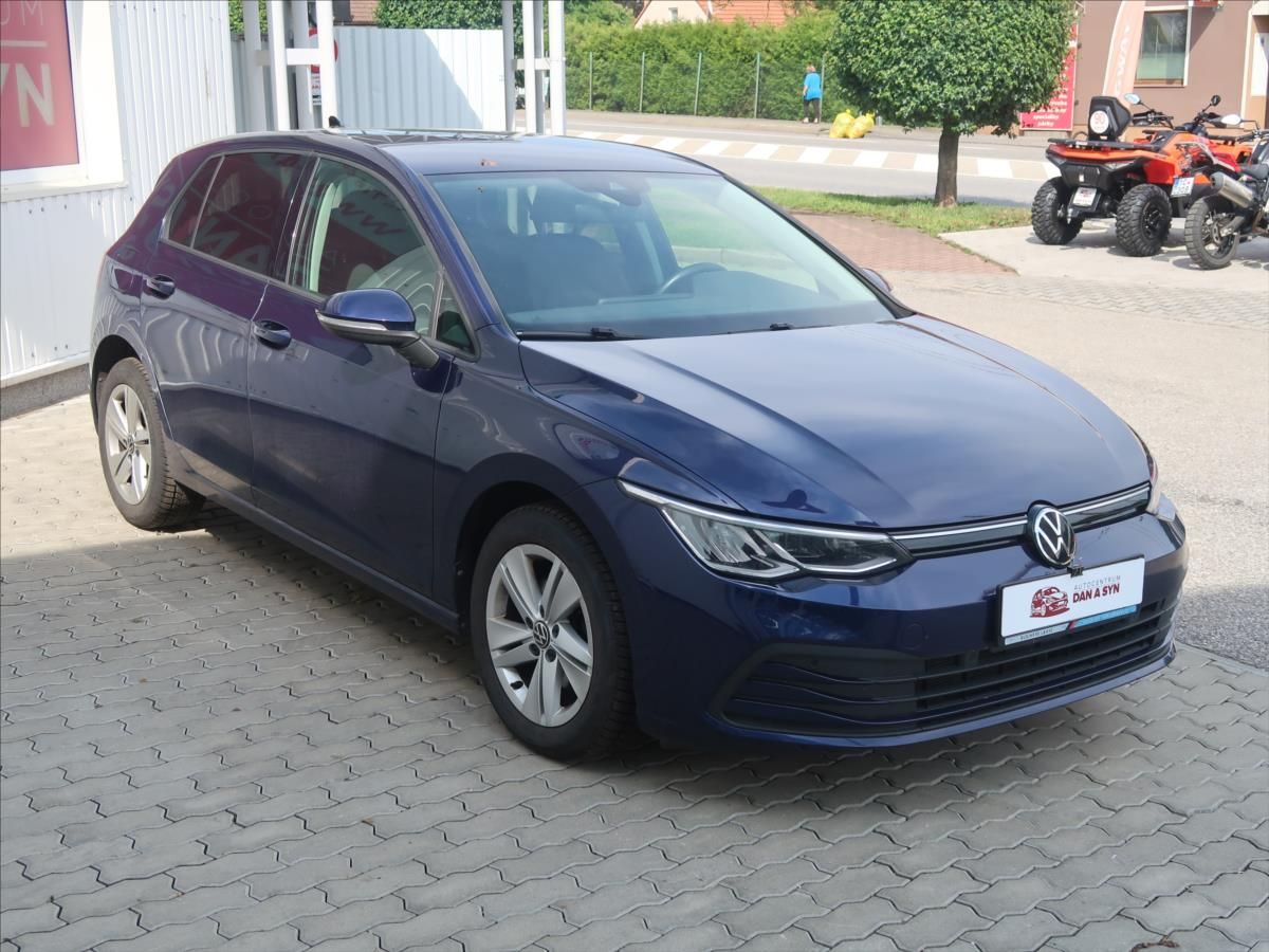Volkswagen Golf, 1,0 TSI Life 1.majitel CZ - fotka 3