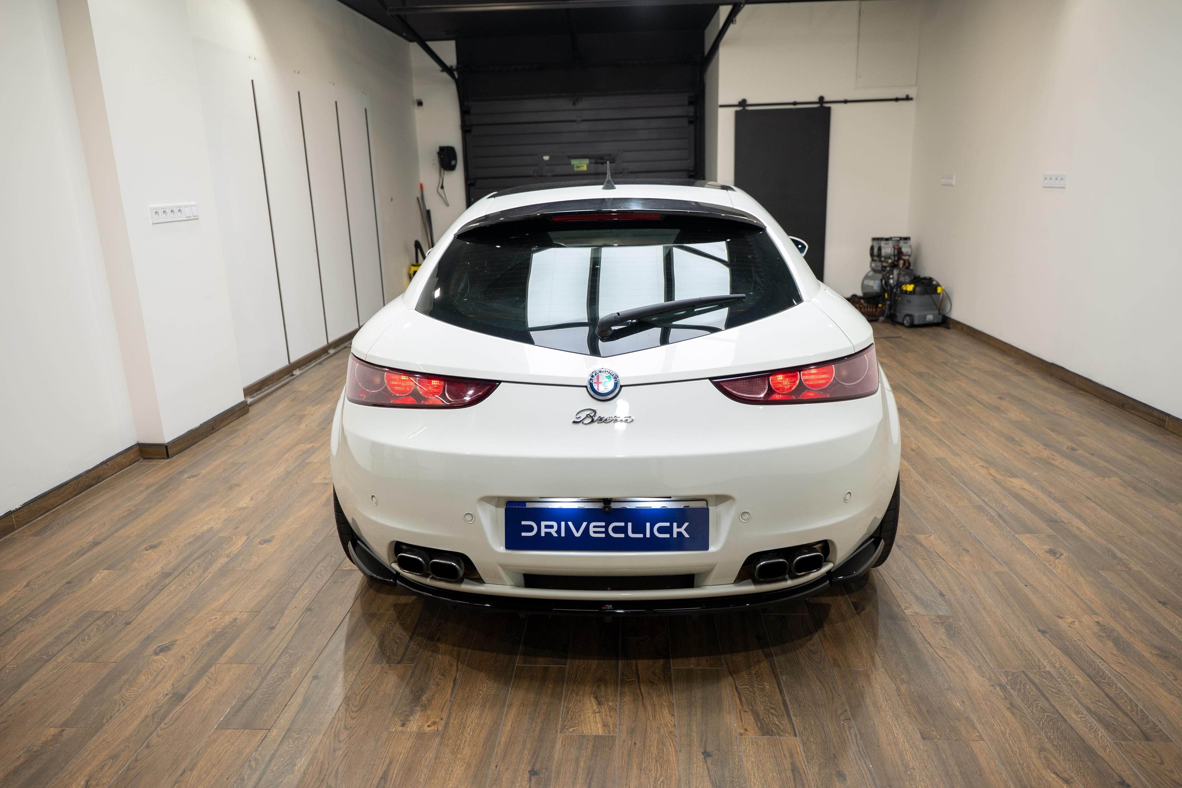 Alfa Romeo Brera, SkyView 2.4 JTDm 154 kW - fotka 6