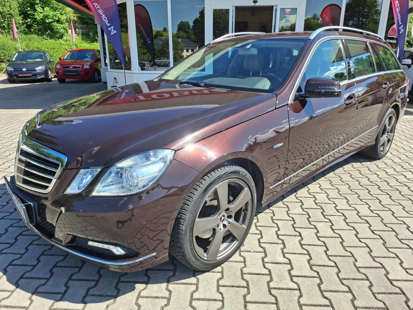 Mercedes-Benz Třídy E, E 350CDI 170kW 4MATIC - fotka 4