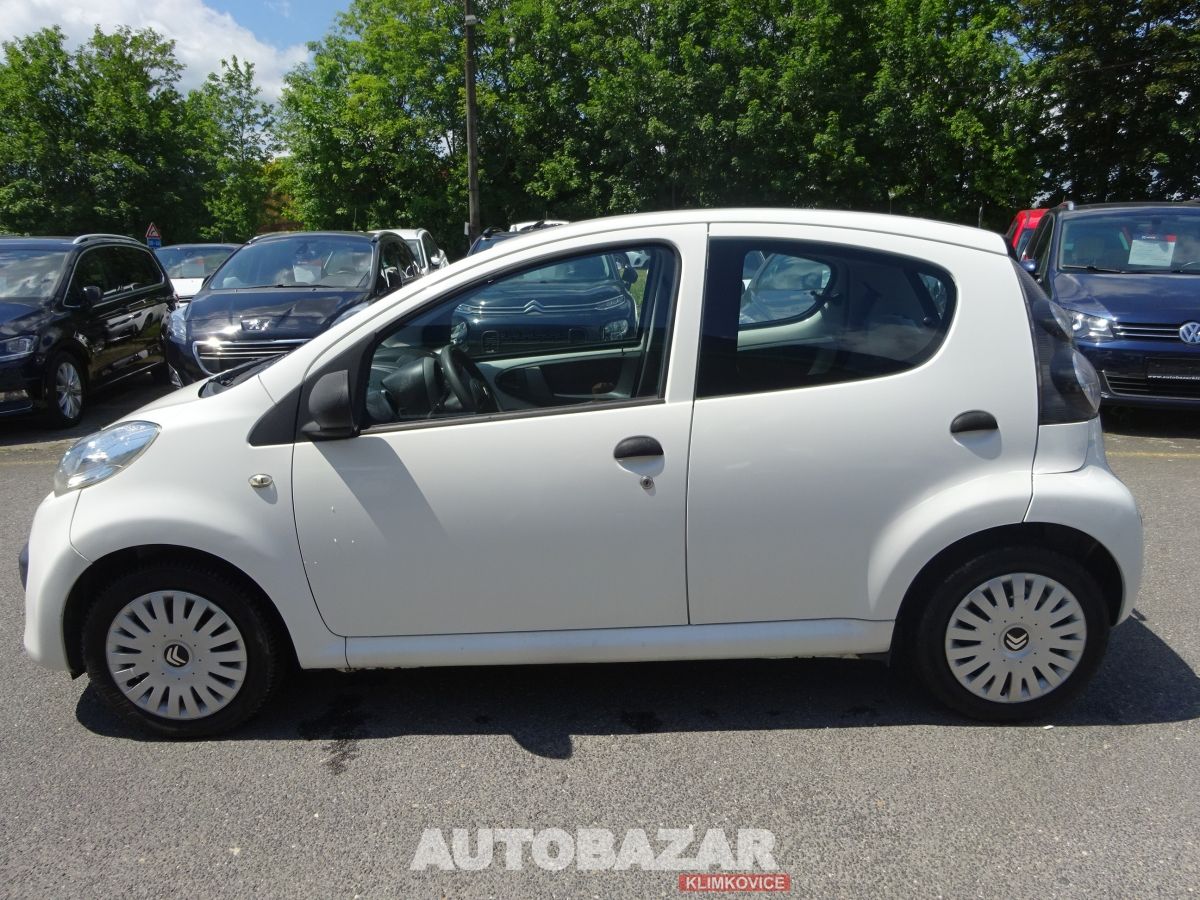 Citroën C1, 1,0 i, Č. 21 - fotka 5