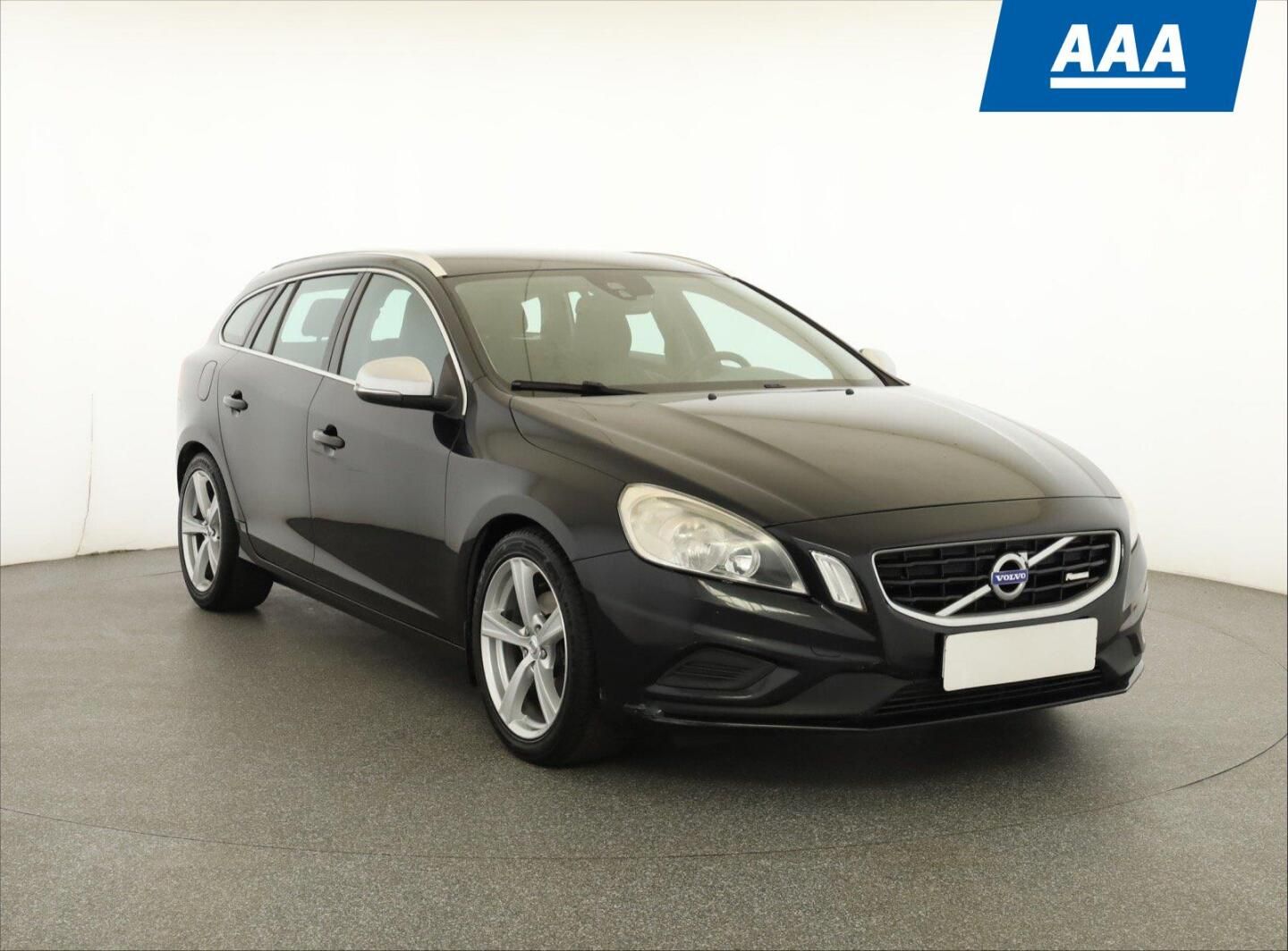 Volvo V60, D2, Serv.kniha, Kožené sedačky
