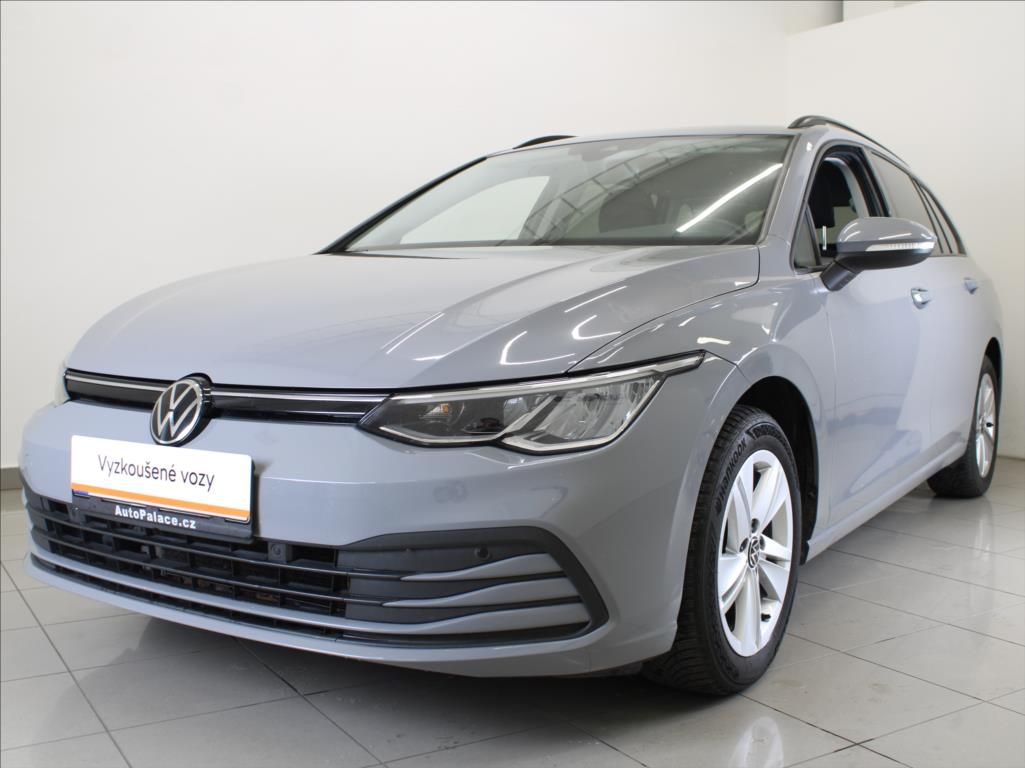 Volkswagen Golf, 1,5 TSI Life Variant 141tkm.ČR