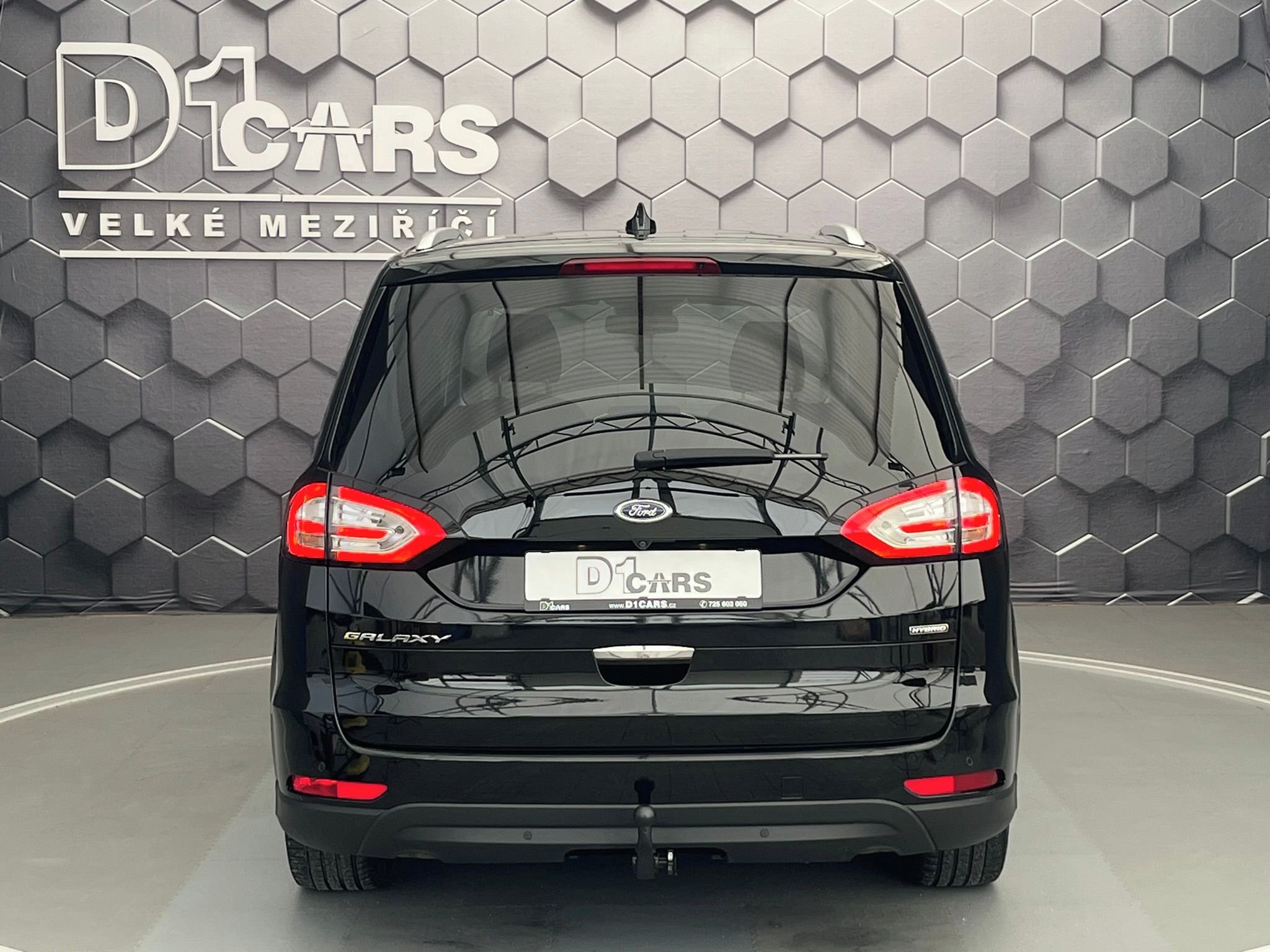 Ford Galaxy, 2.5 FHEV VIGNALE TAŽNÉ 7 MÍST - fotka 3