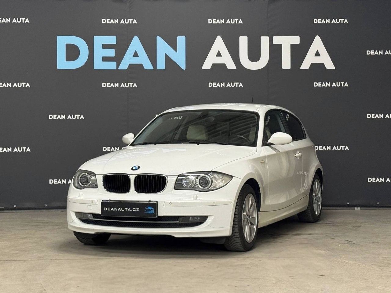 BMW Řada 1, 120D E81, Rozvody, ČR, Výbava