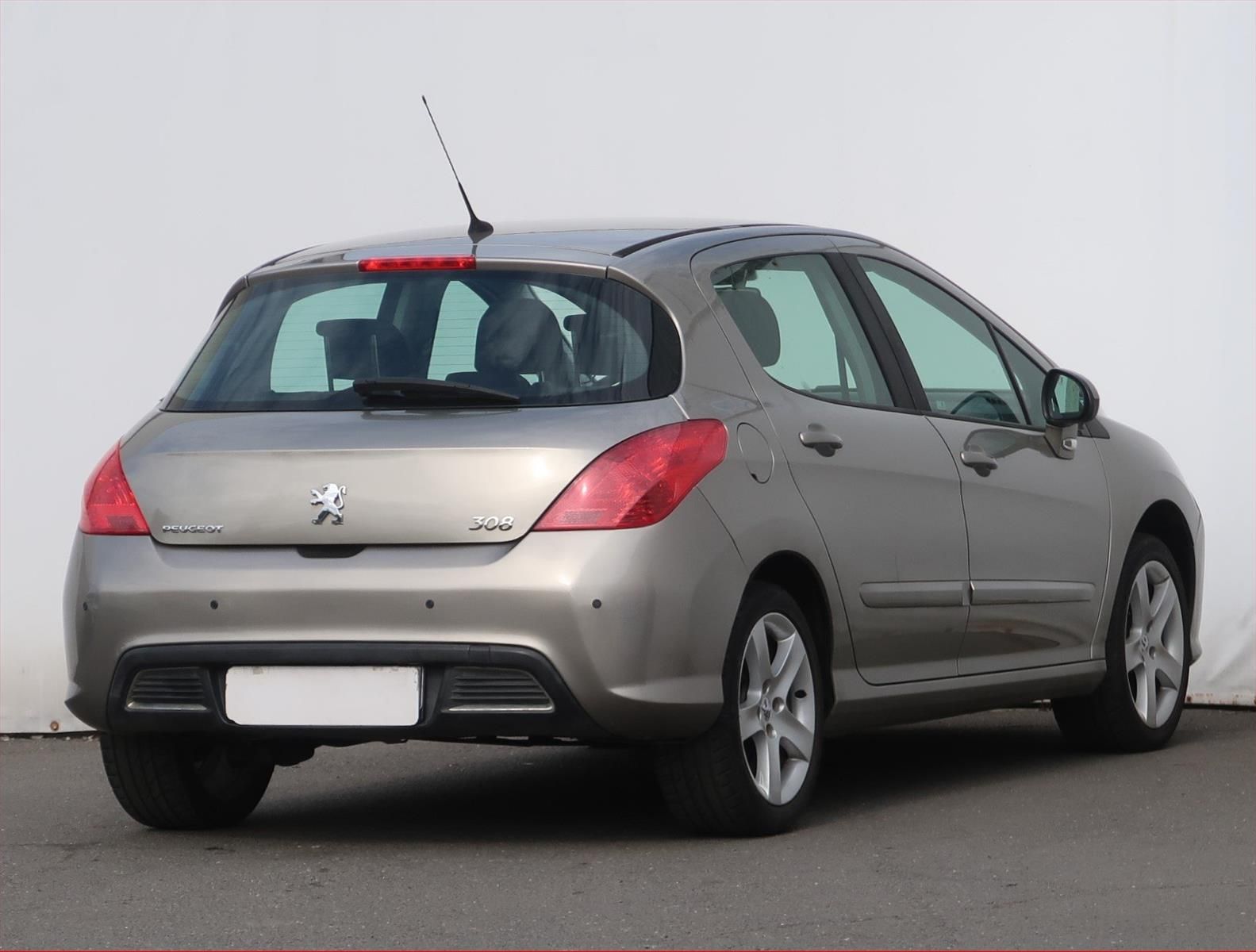 Peugeot 308, 1.6 VTi, po STK - fotka 5