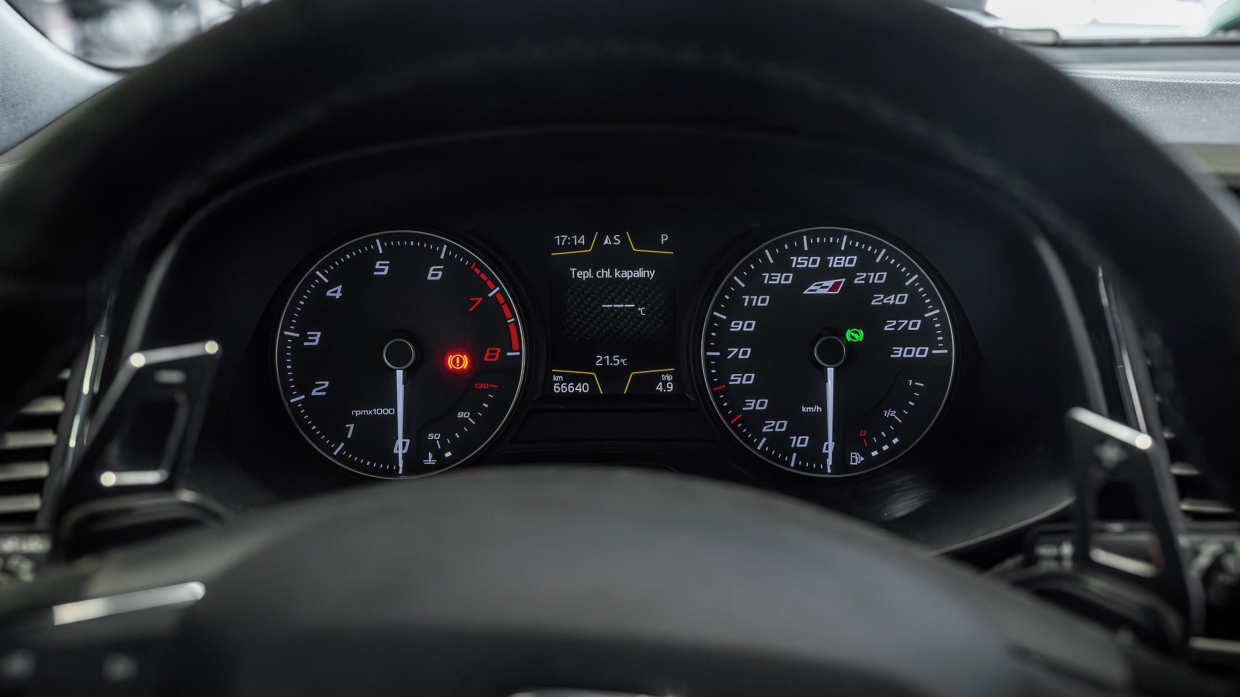 Seat Leon, CUPRA 300 TRACK APR, DPH - fotka 5