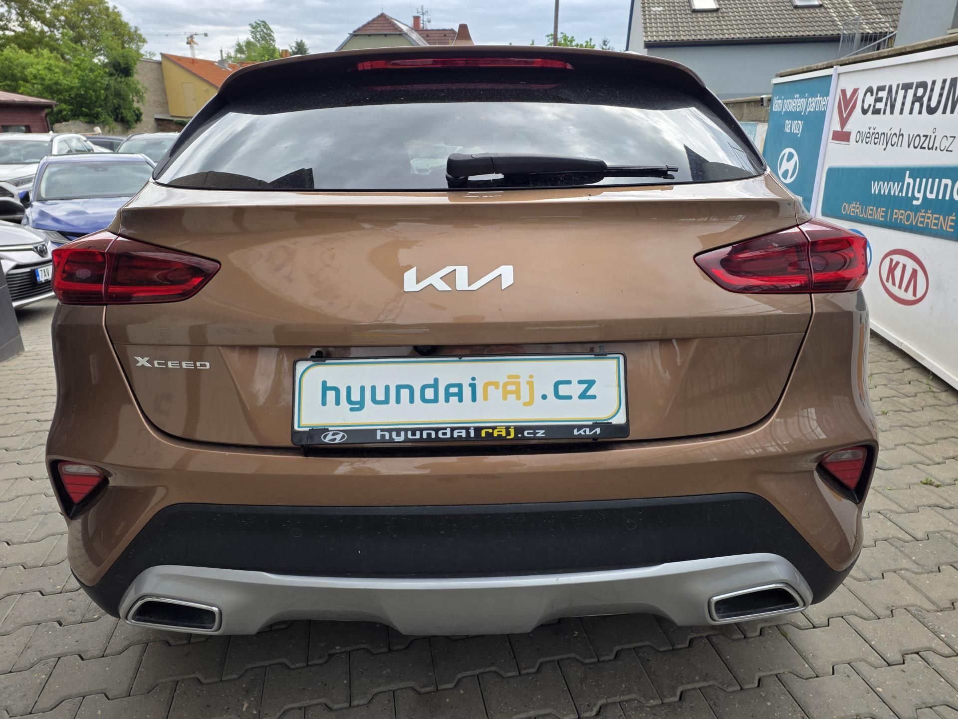 Kia XCee´d, 1.6-1.MAJITEL-V ZÁRUCE-DPH - fotka 6