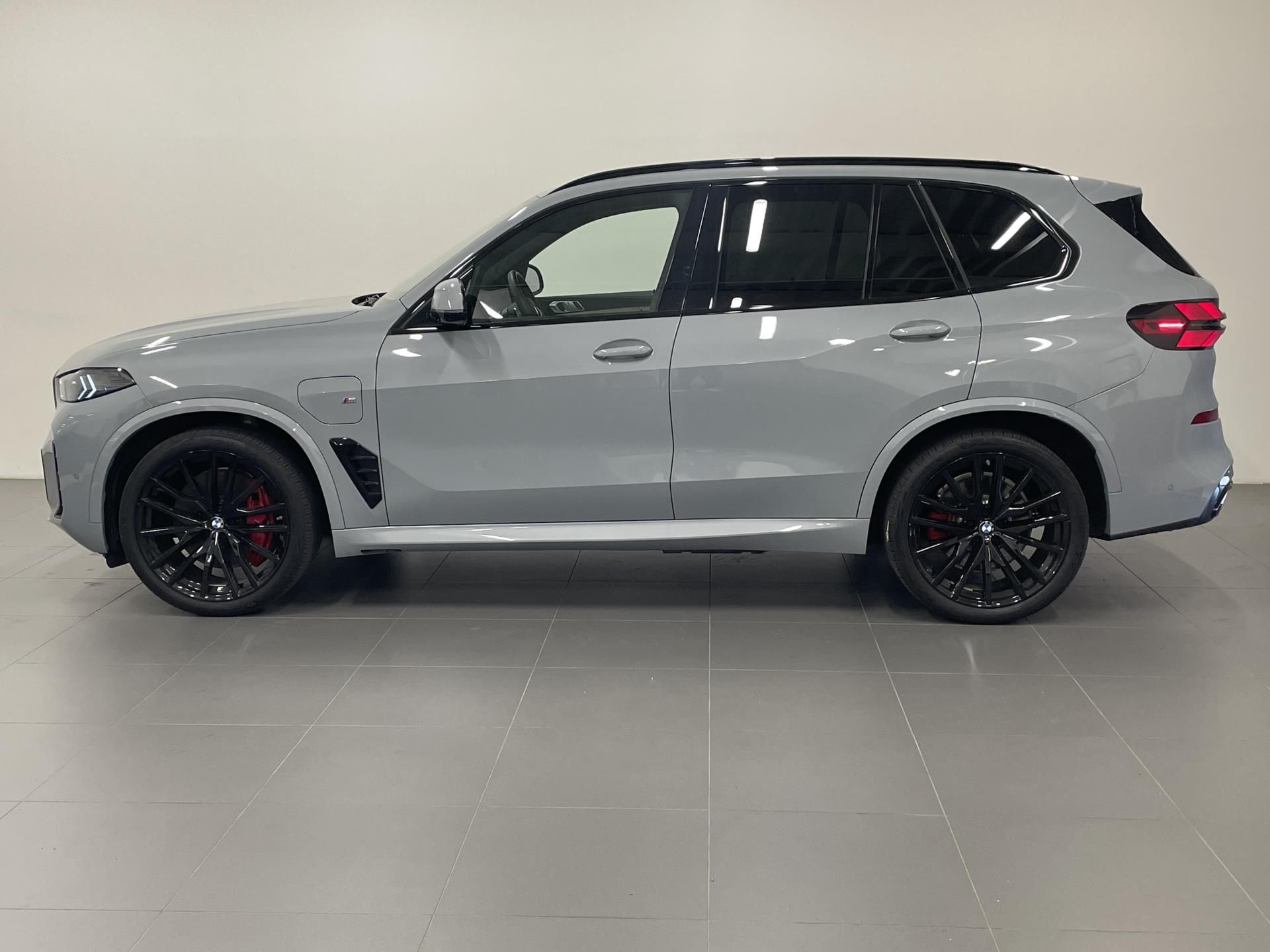 BMW X5, X5 xDrive 50e M PRO - fotka 3
