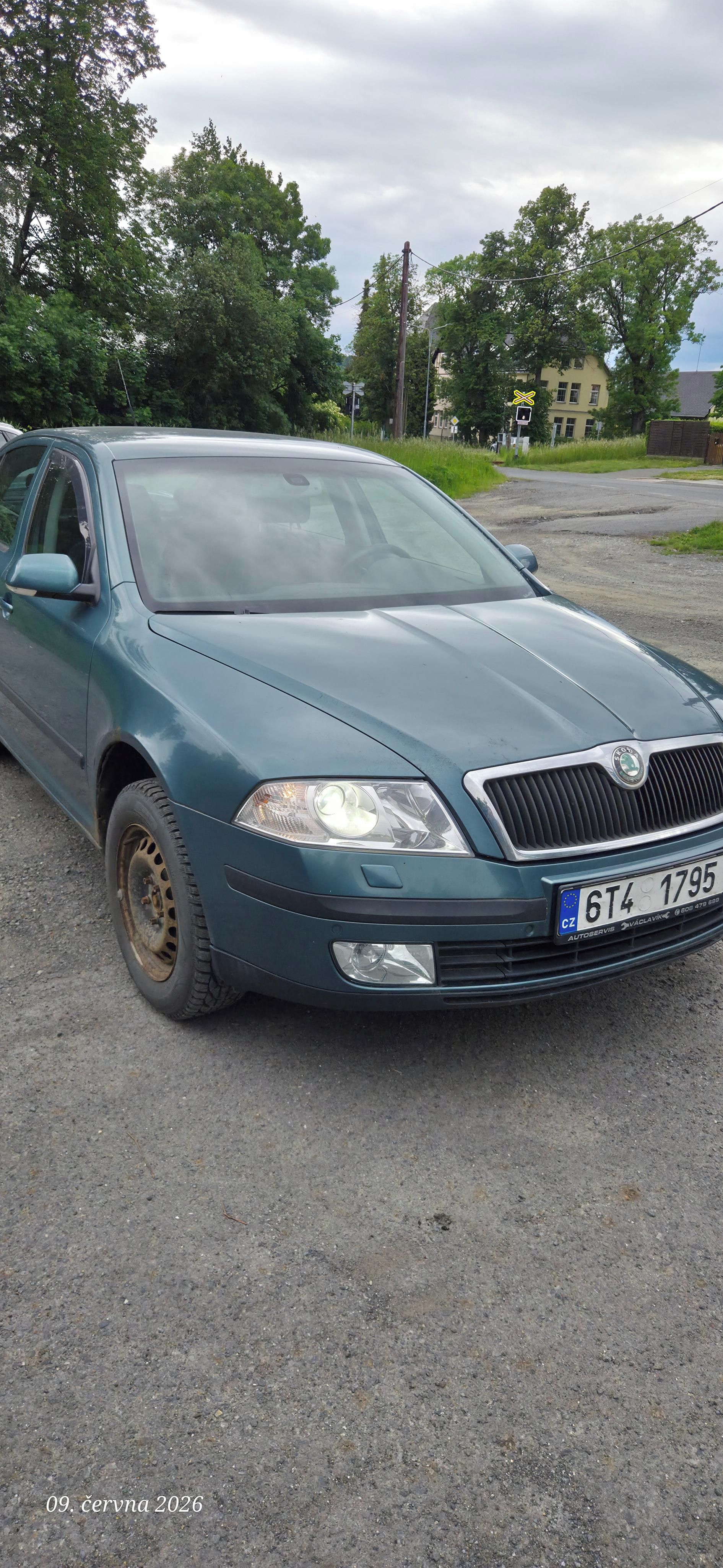 Škoda Octavia, 1.6 MPI - fotka 2