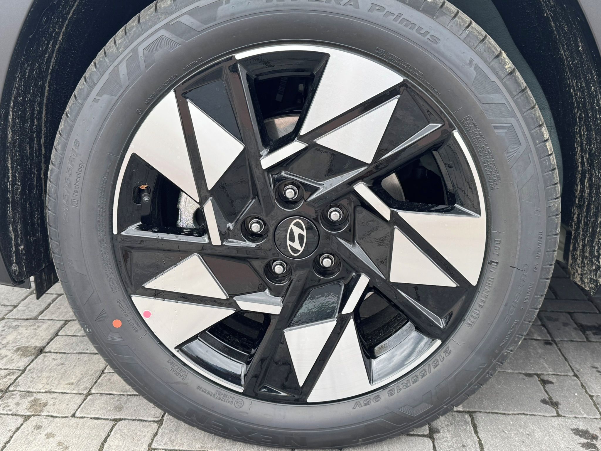 Hyundai Kona, 1.6 GDi HEV STYLE Premium - fotka 4