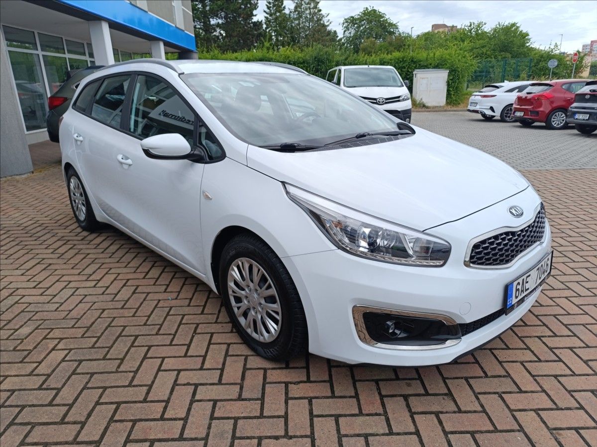 Kia Cee´d, 1,4 CVVT - fotka 4