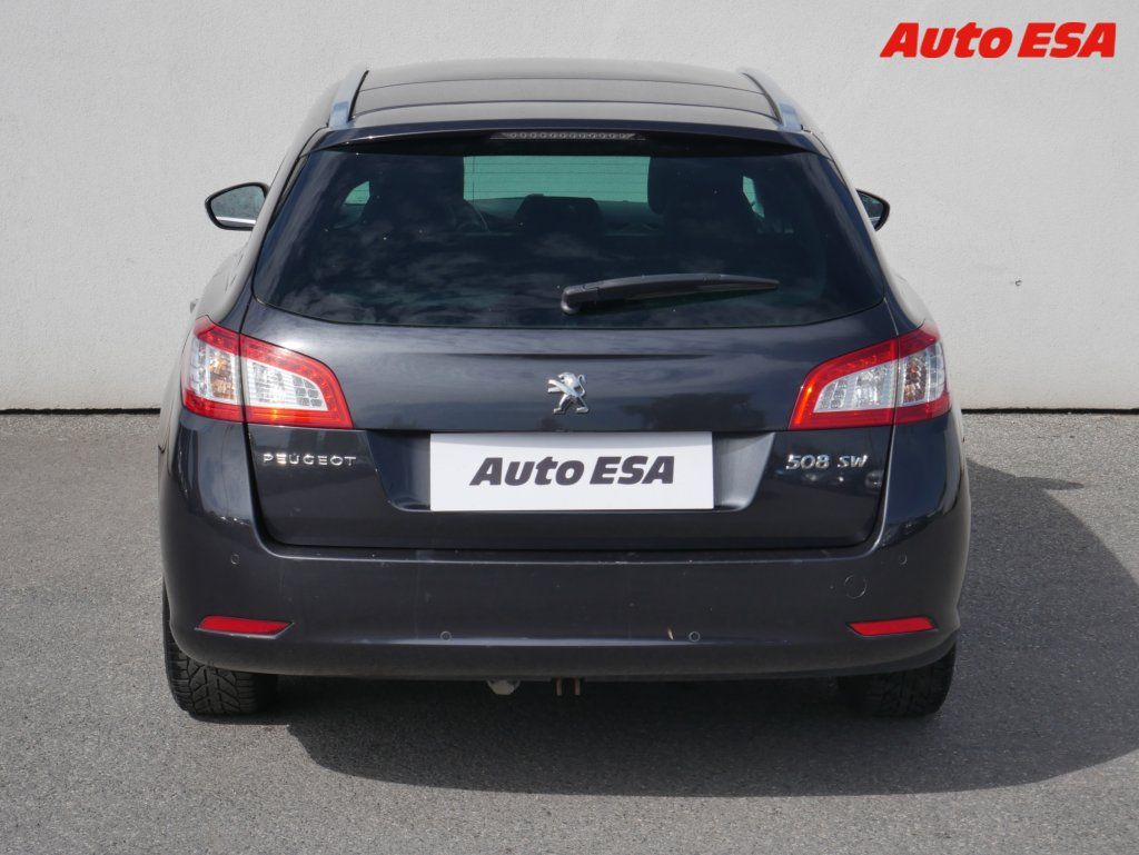 Peugeot 508, 2.0 HDi Panorama - fotka 5