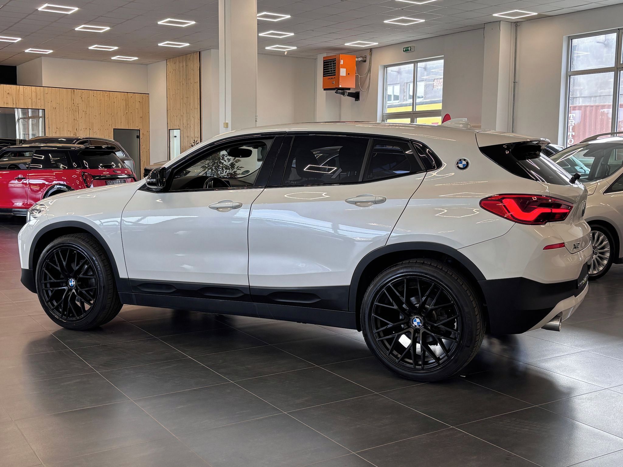 BMW X2, SDrive 18d, 110kW, Panorama, N - fotka 4