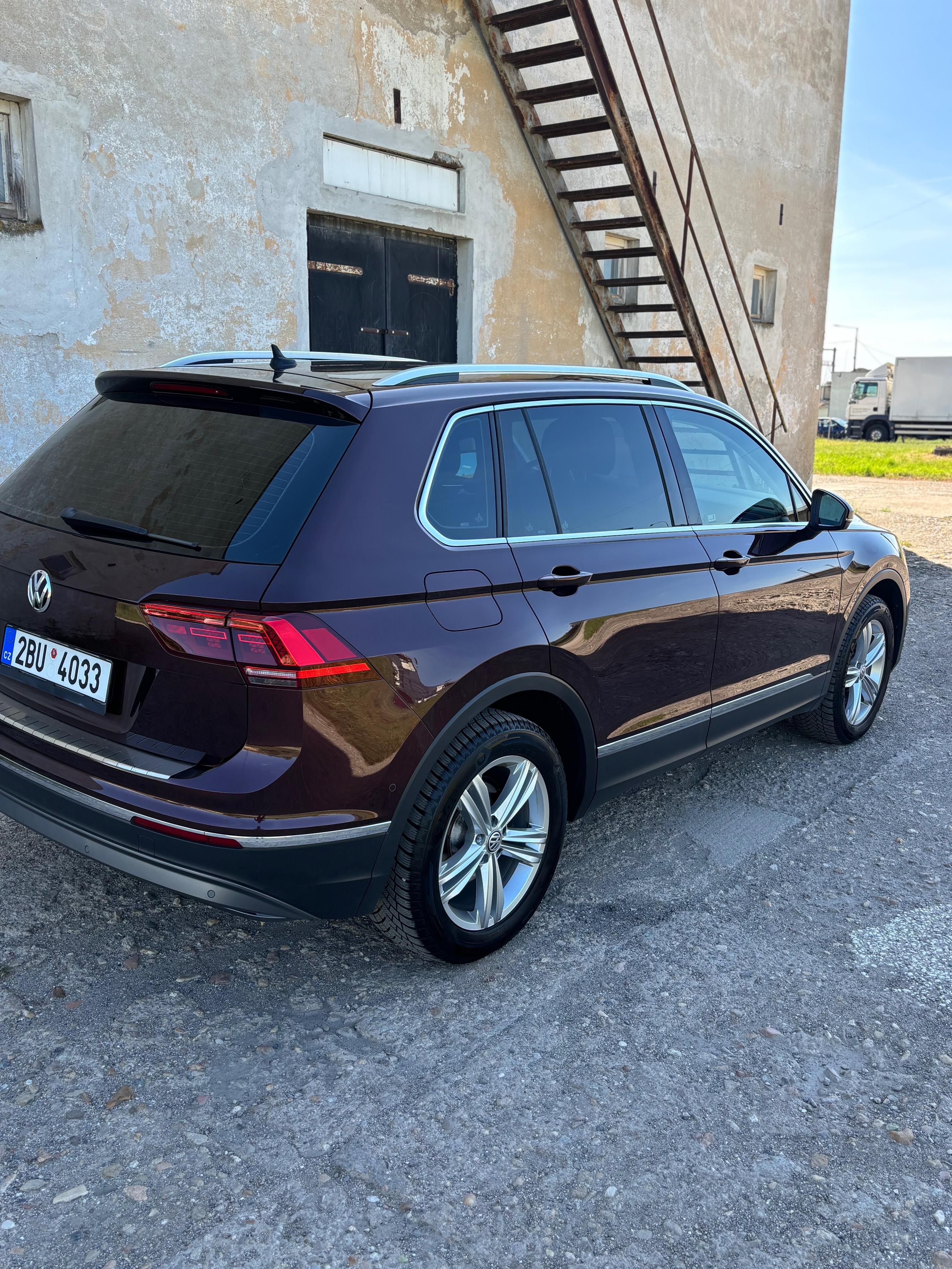 Volkswagen Tiguan, 2.0 TDI 140 kw Highline webast - fotka 4