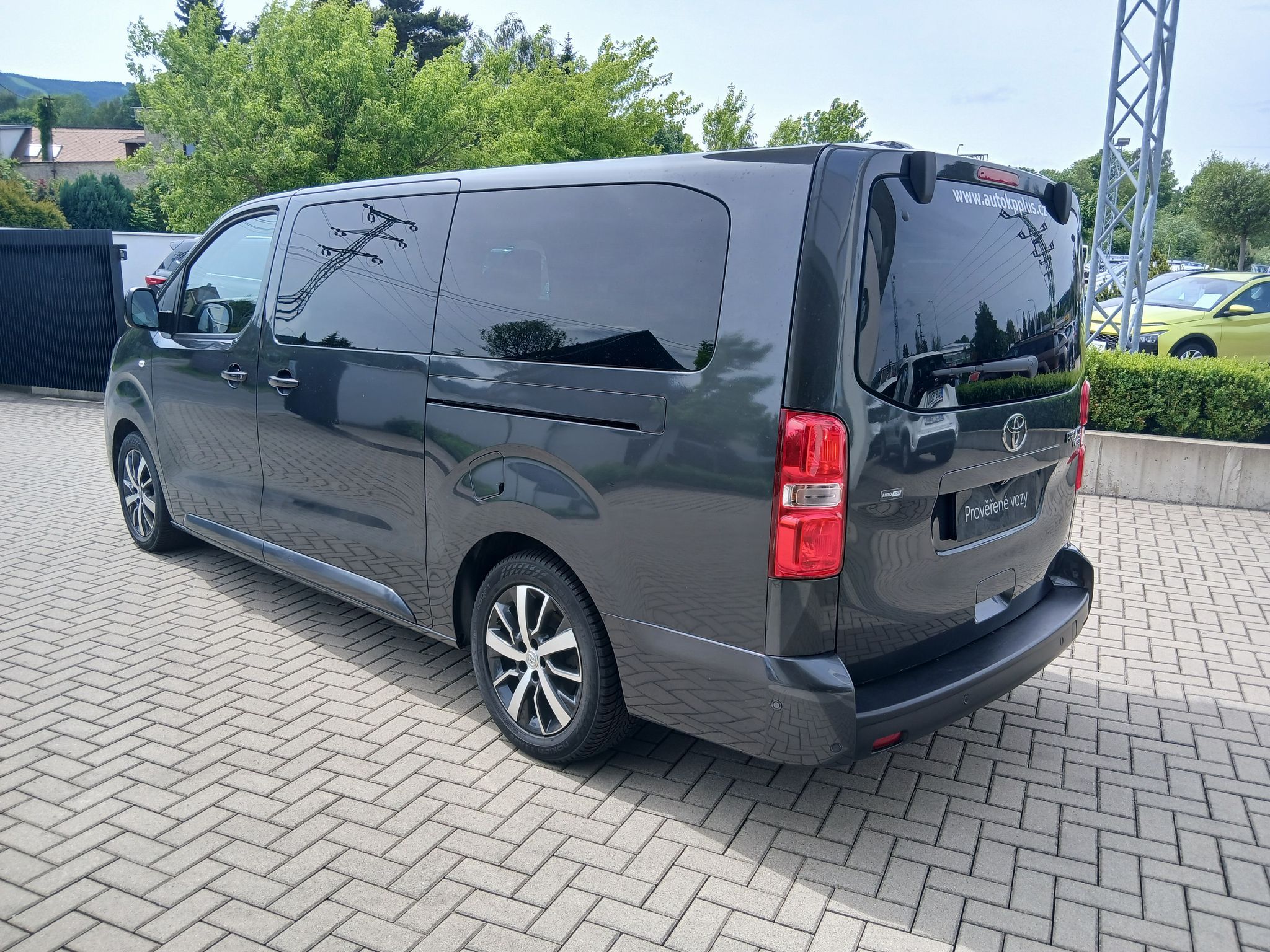 Toyota Proace Verso, 2.0 180k VIP L2 Webasto AT 7S - fotka 4