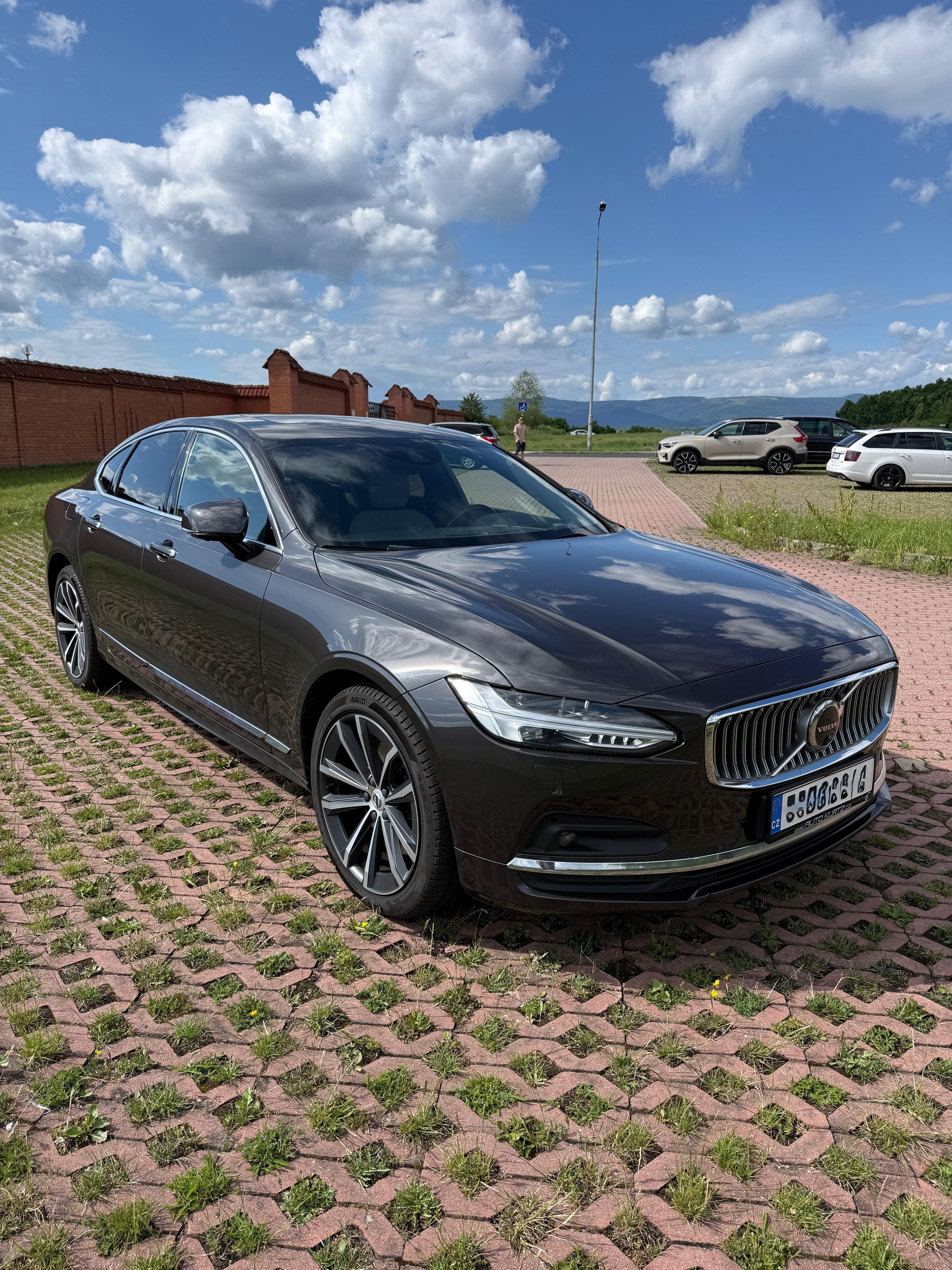Volvo S90, Volvo S90 B6 ČR/2MAJ/ZÁR/2KOL/
