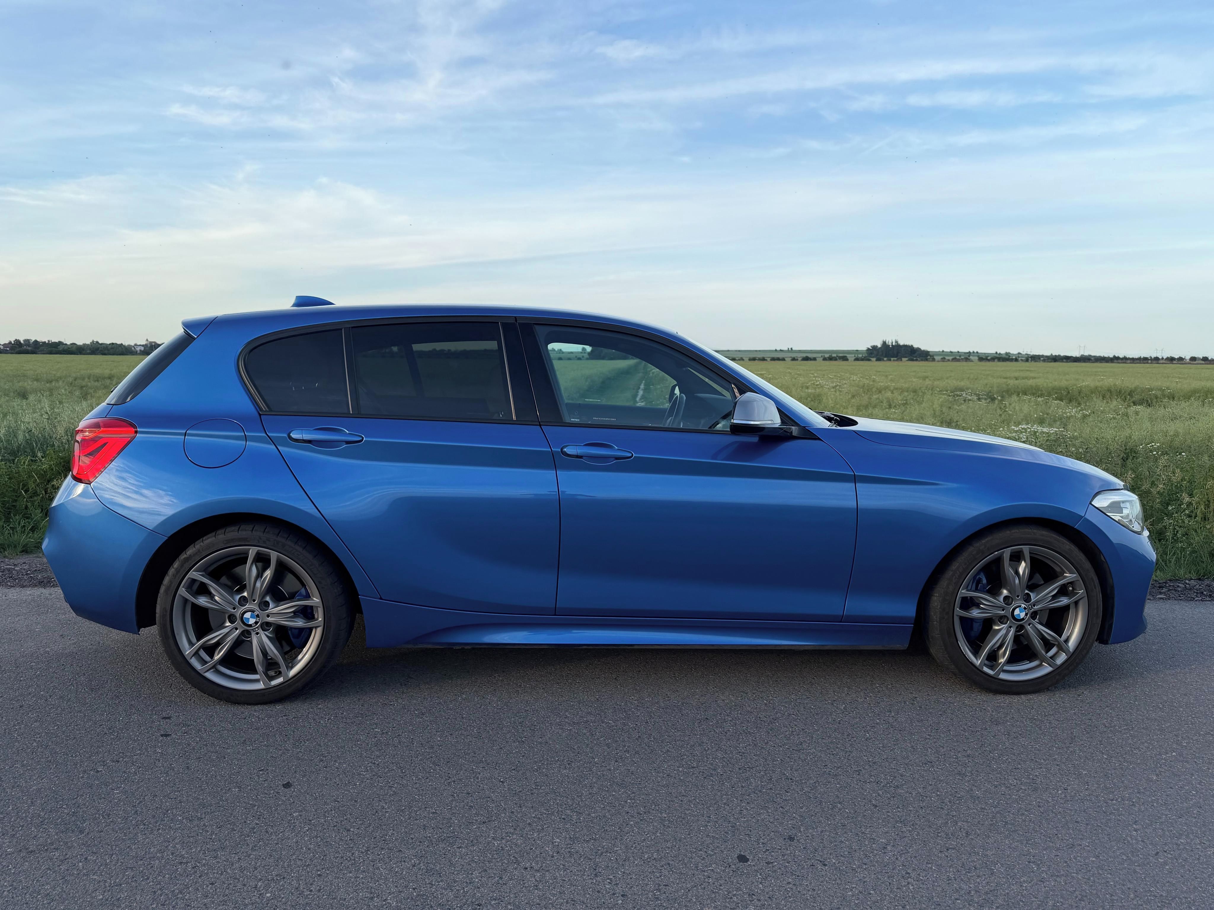 BMW Řada 1, M135i 240 kw xDrive CZ - fotka 3