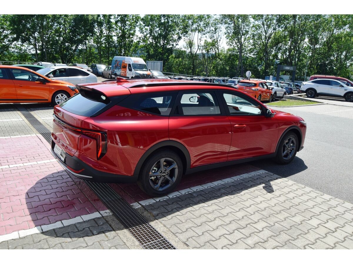Kia K4, SW 1,6 T-GDi 150k 7DCT SPIN - fotka 3