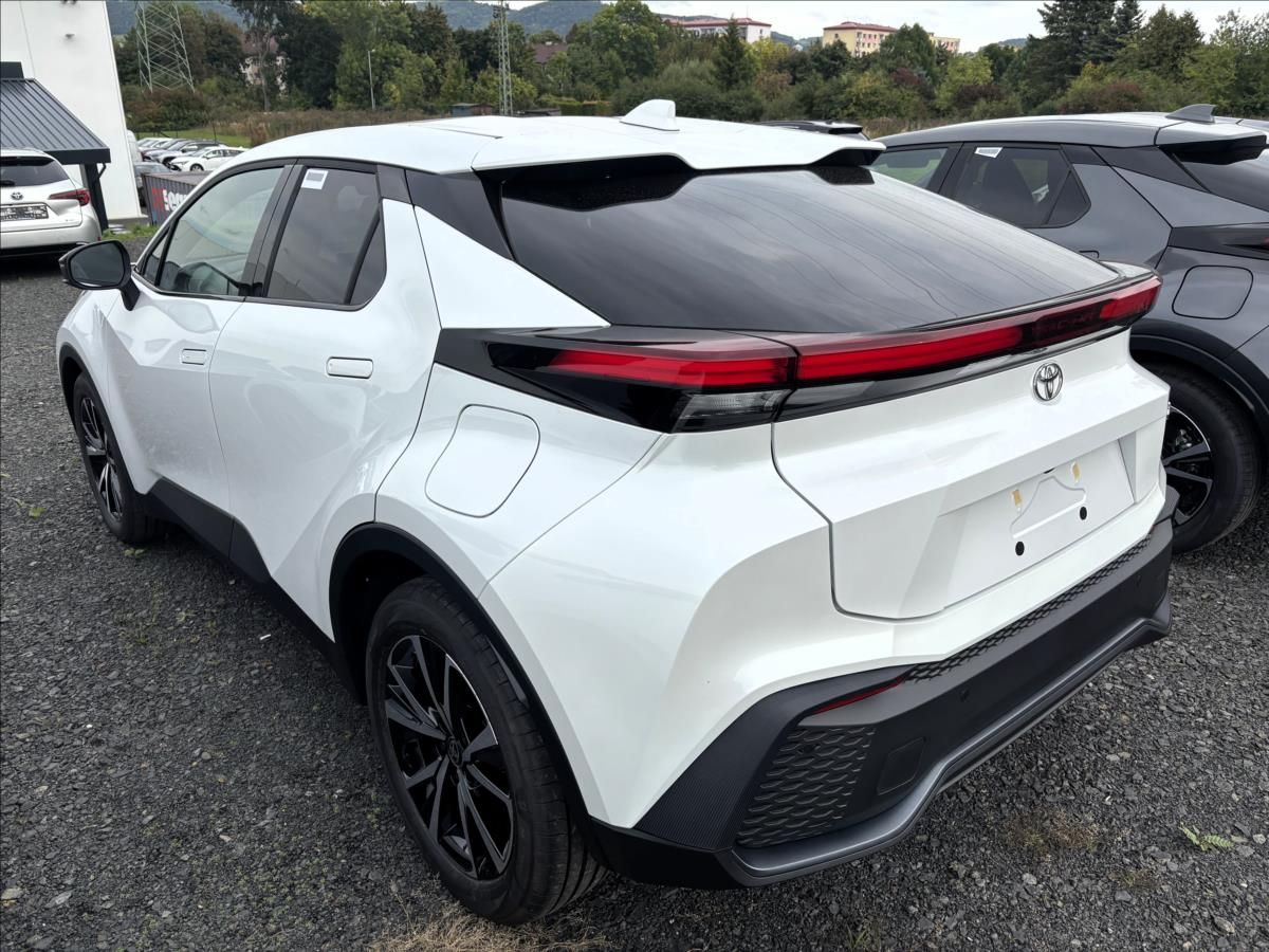 Toyota C-HR, 1,8   Style HEV CVT - fotka 4