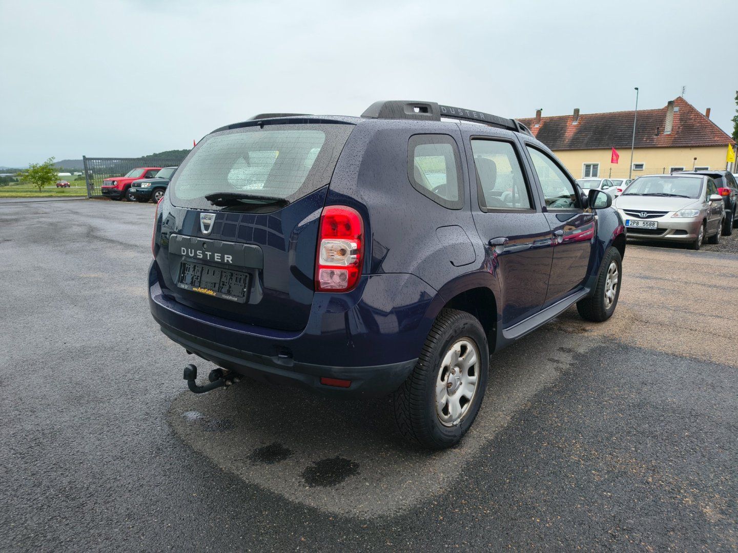 Dacia Duster, 1,6l,84kW, klima, tažné z. - fotka 5