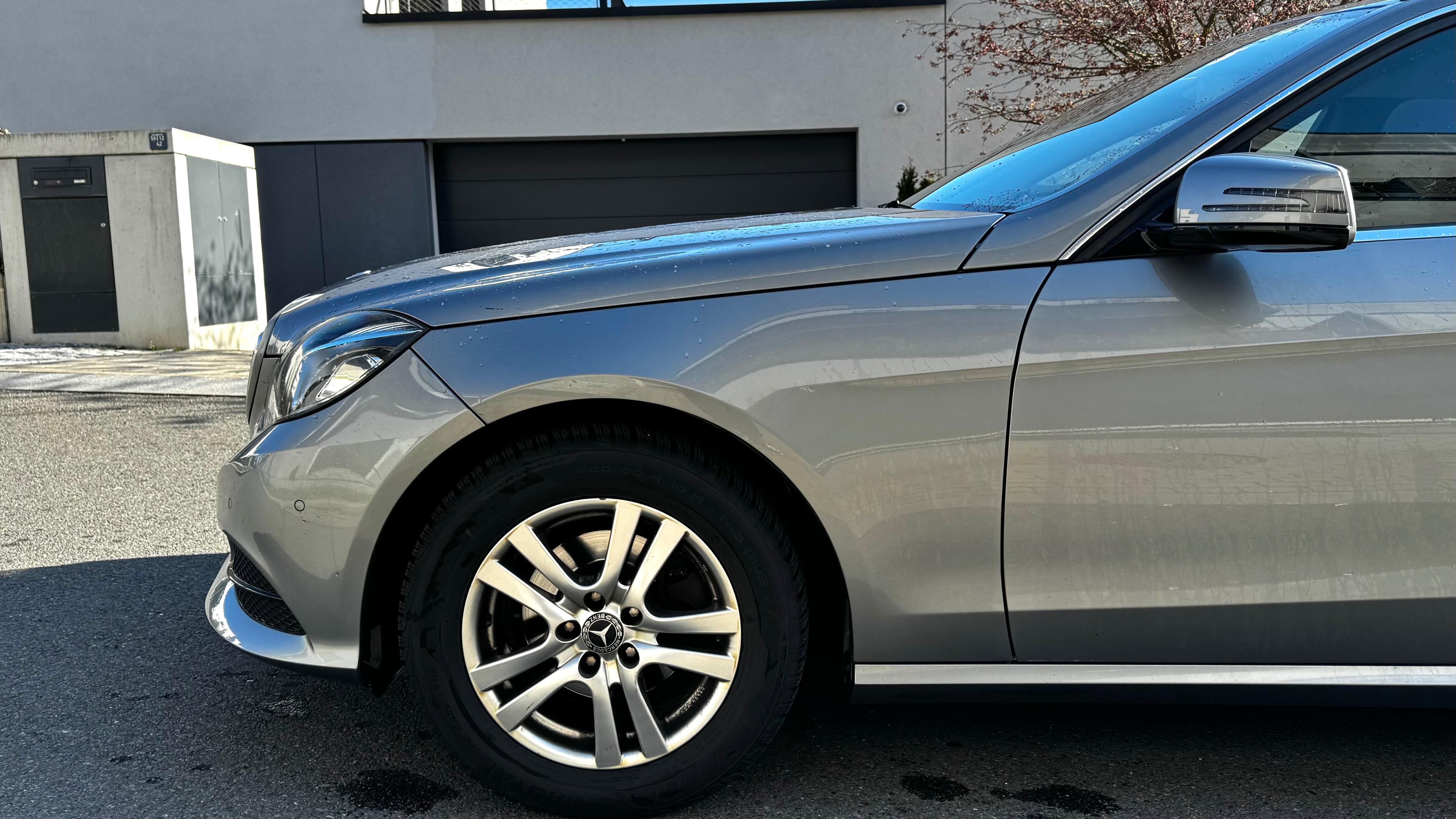 Mercedes-Benz Třídy E, MERCEDES E200 LIFT KOMBI - fotka 5